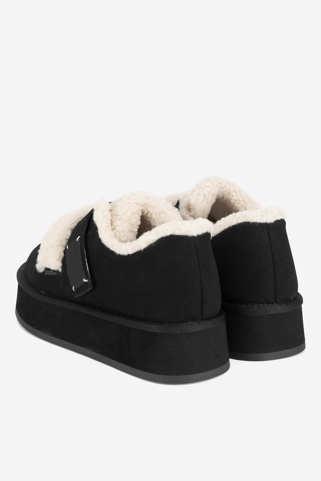 Kotníková obuv ČERNÁ