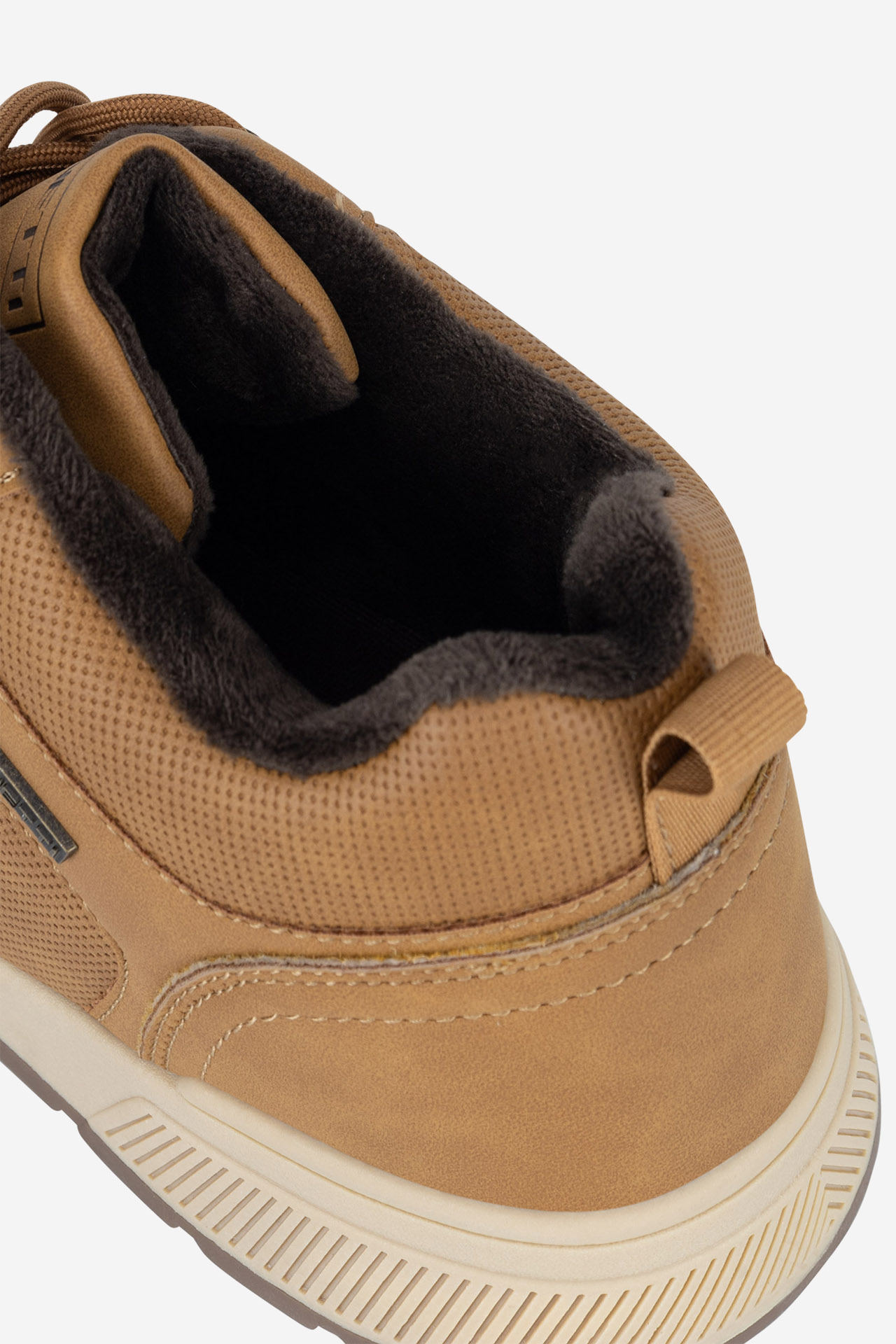 Šněrovací vyšší obuv CAMEL