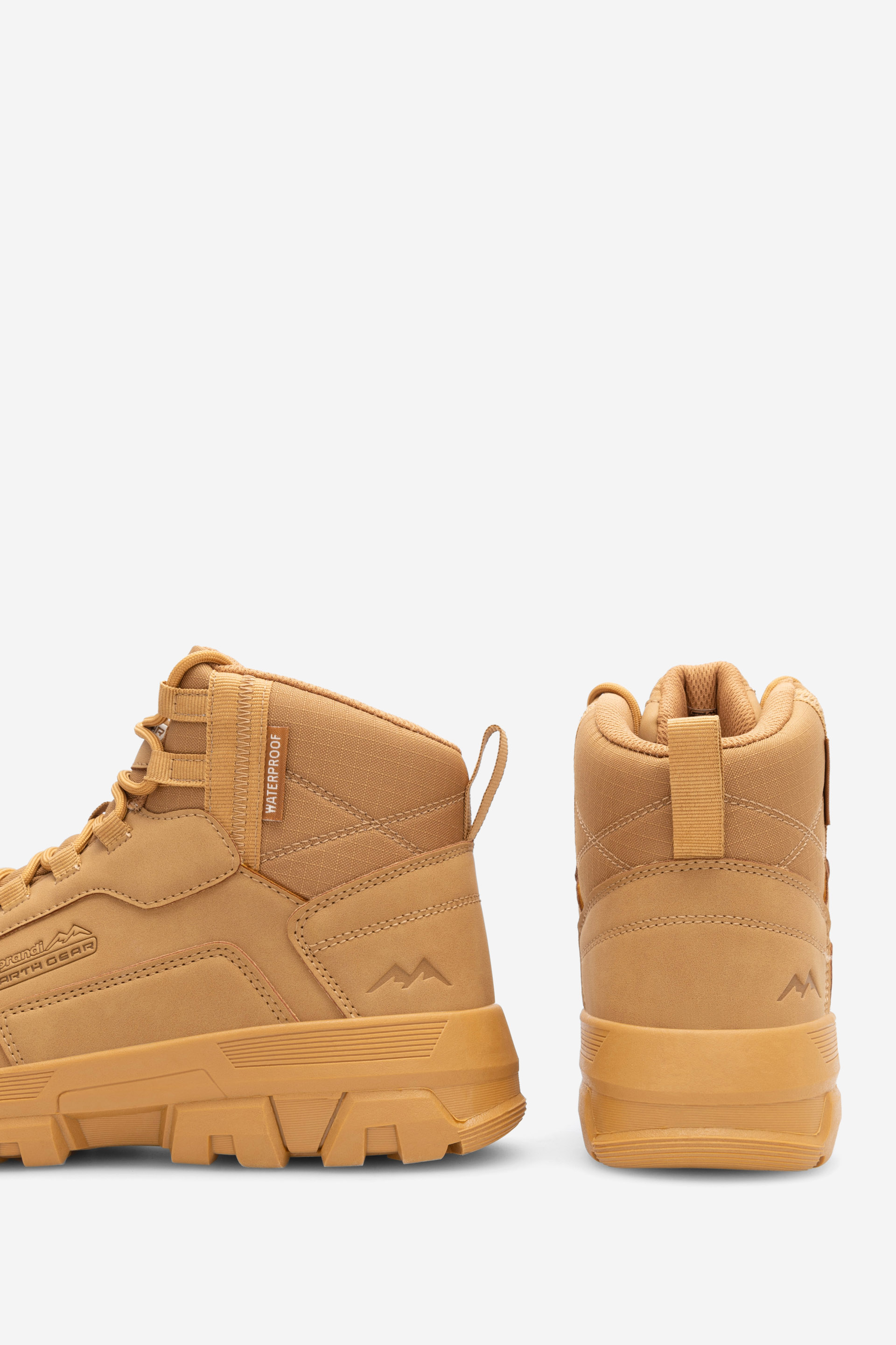 Trekking čevlji Buff