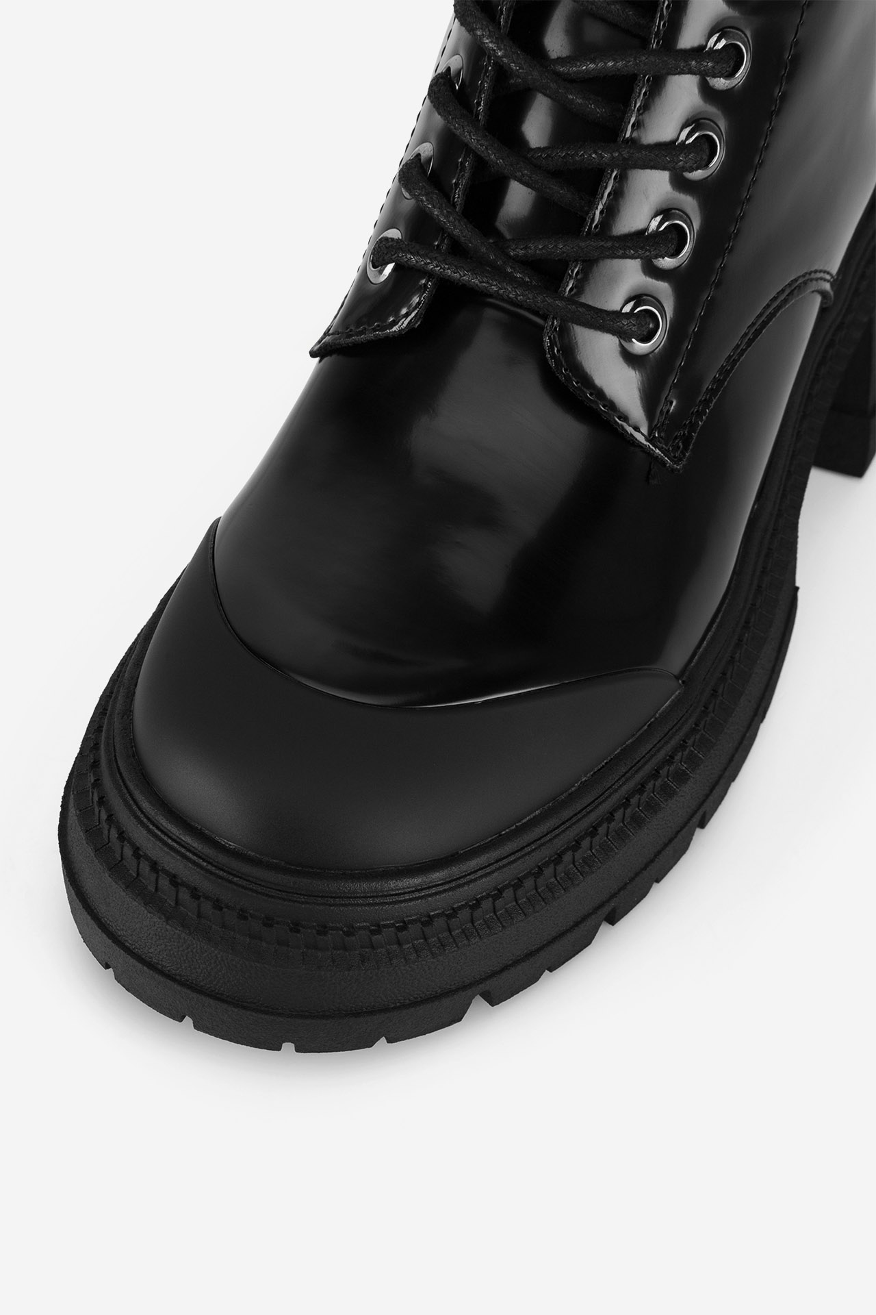 Kotníková obuv ČERNÁ