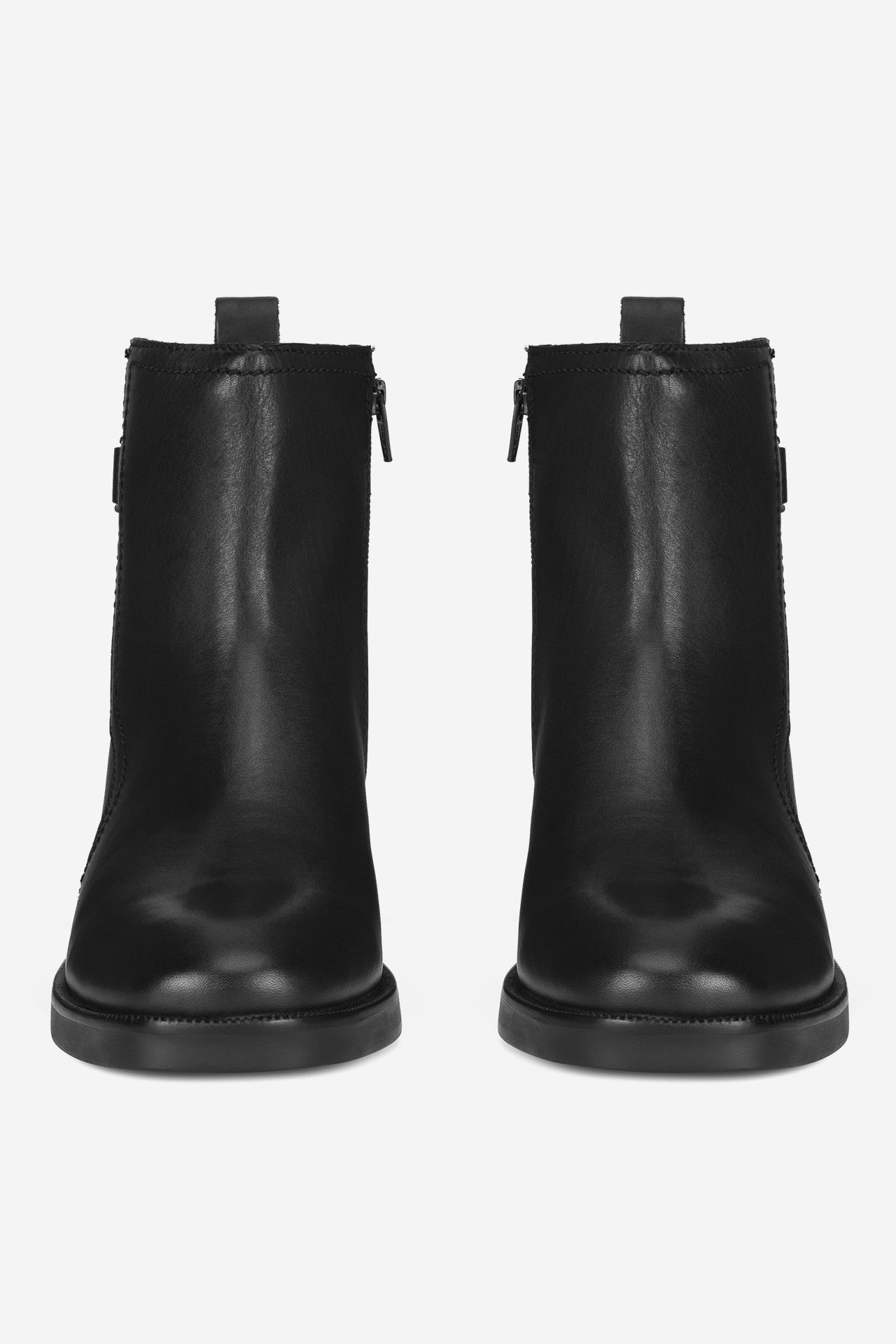 Gležnjače s vezicama Crno