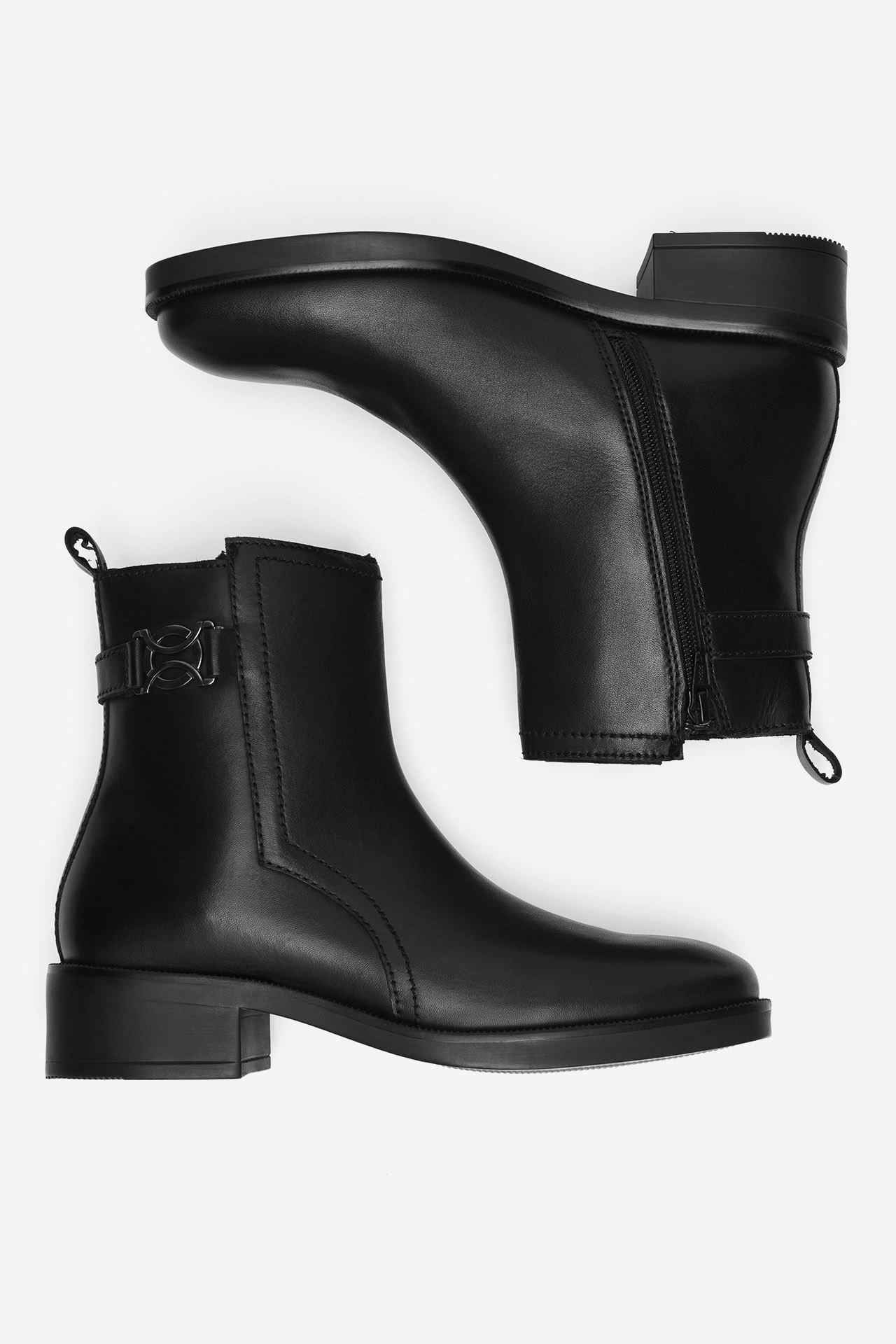 Gležnjače s vezicama Crno