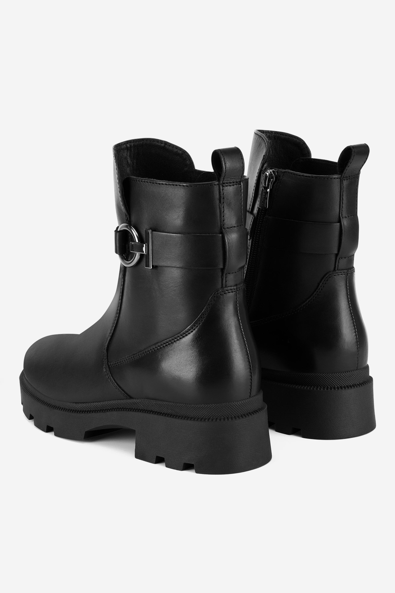 Členková obuv Čierna