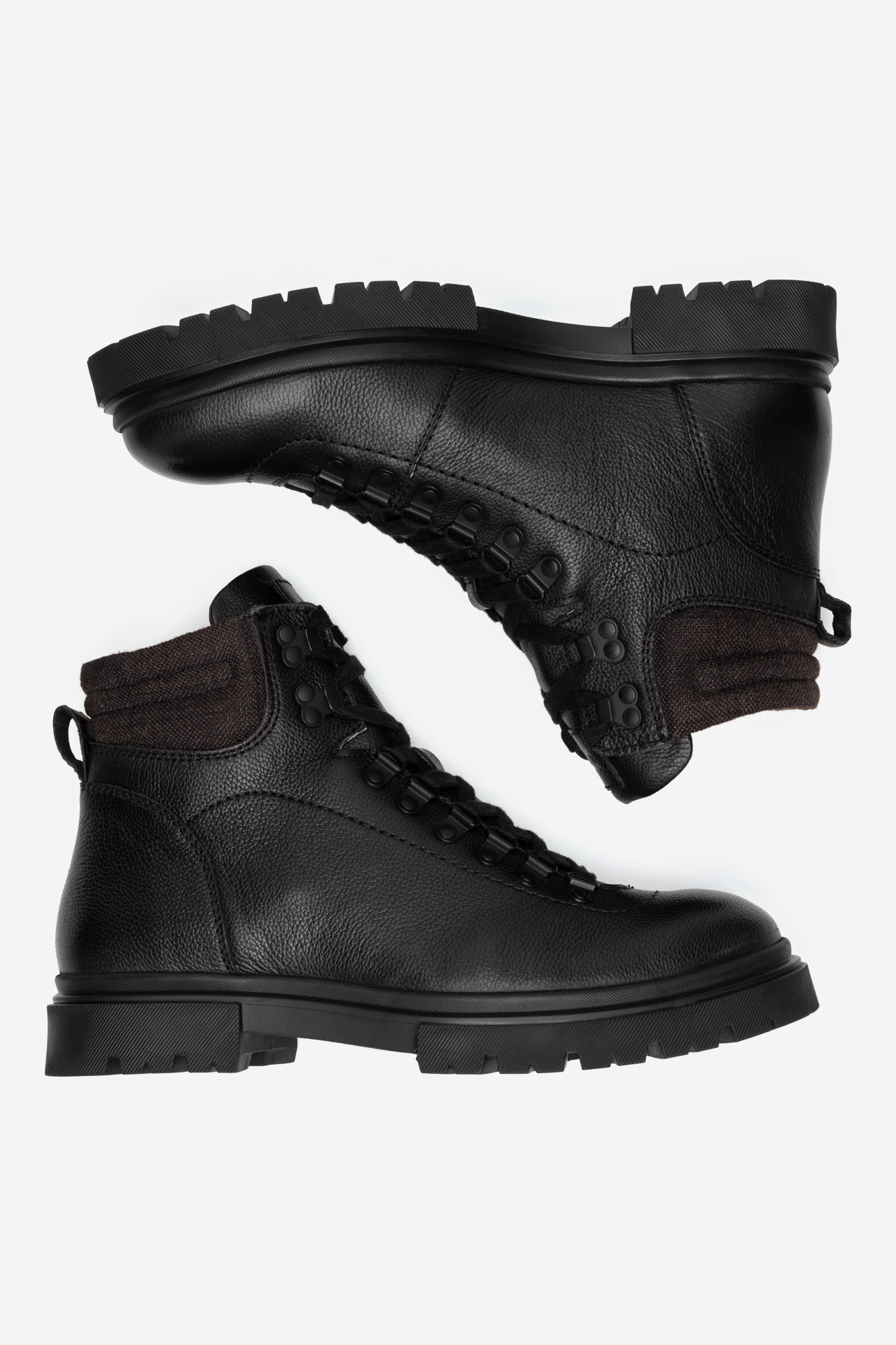 Šněrovací vyšší obuv ČERNÁ