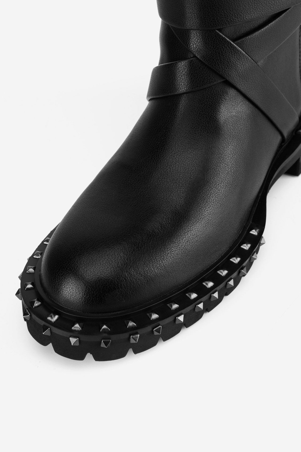 Kotníková obuv ČERNÁ