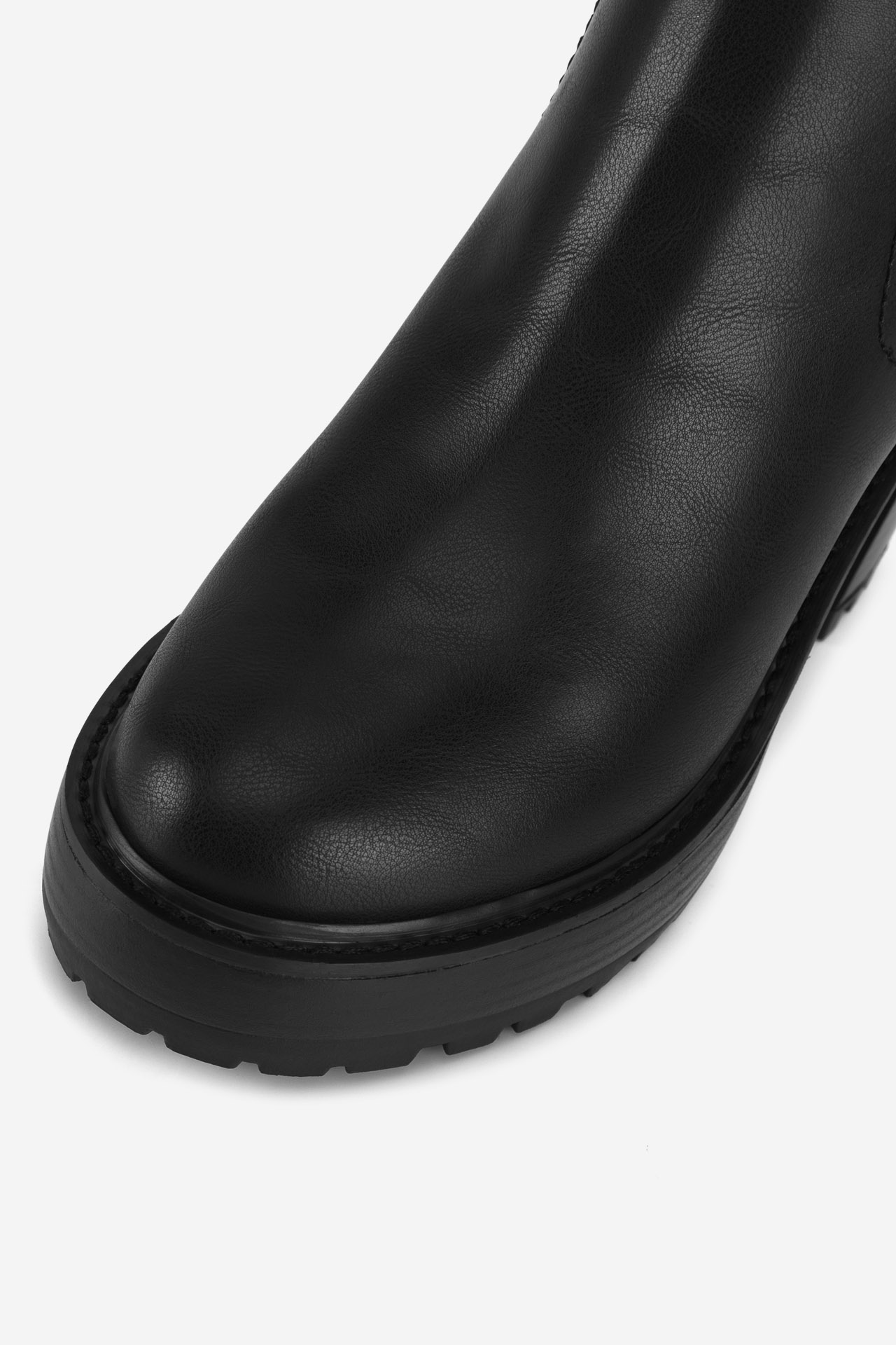 Kotníková obuv ČERNÁ