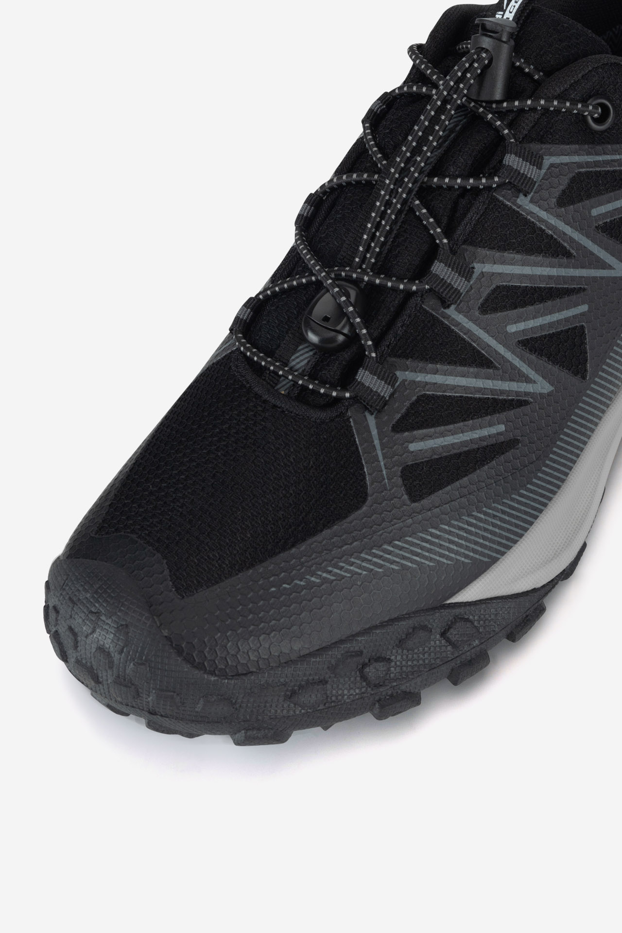 Trekking čevlji Črna