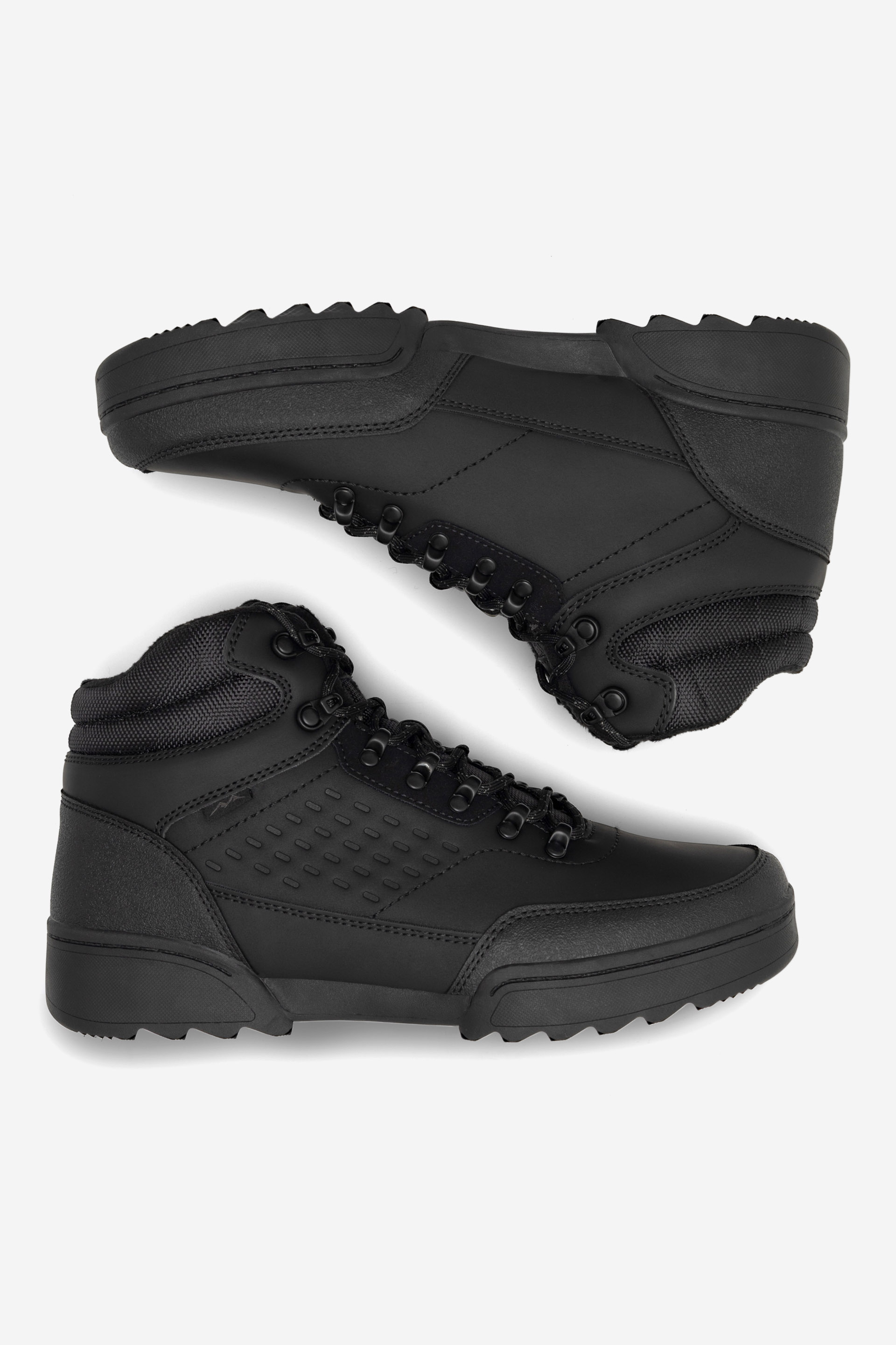 Trekking čevlji Črna