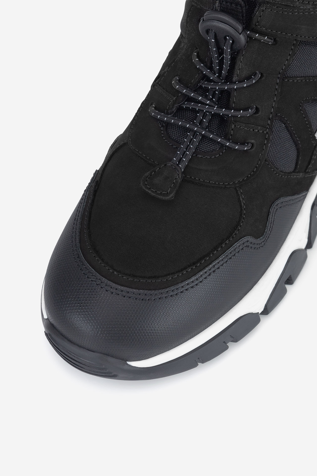 Šněrovací vyšší obuv ČERNÁ