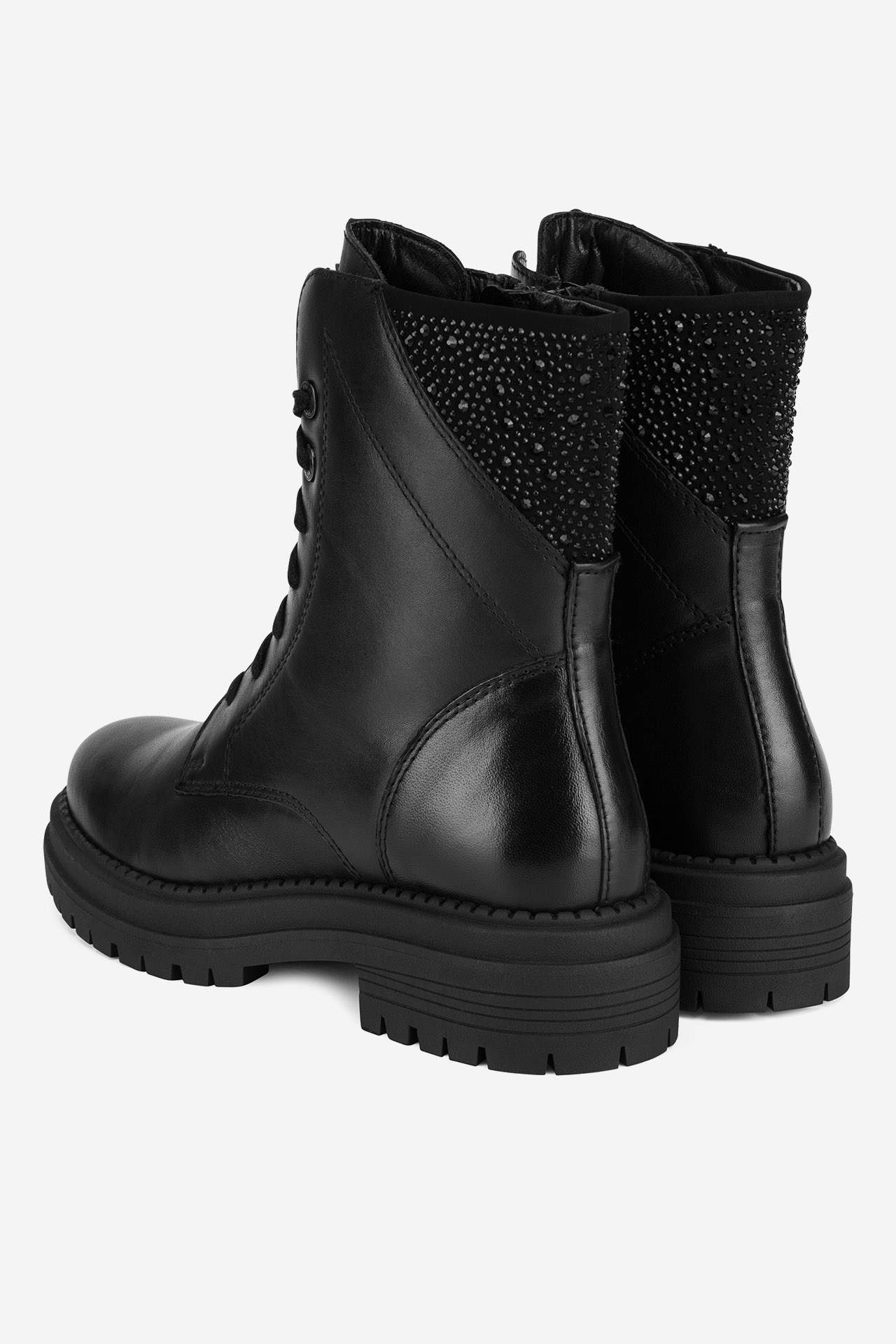 Šnurovacie topánky Čierna