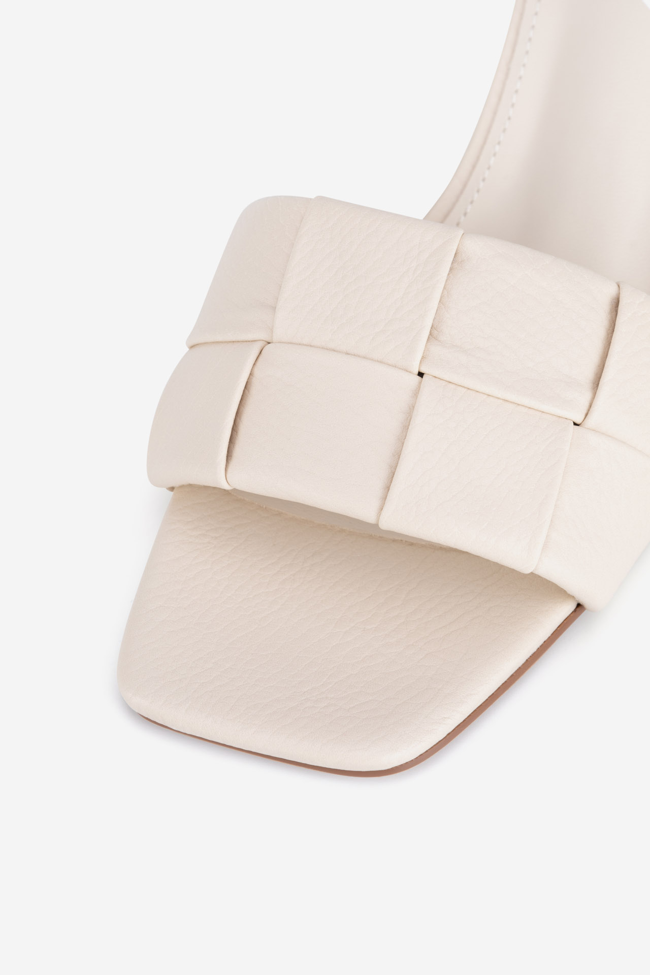 Šľapky Svetlo béžová