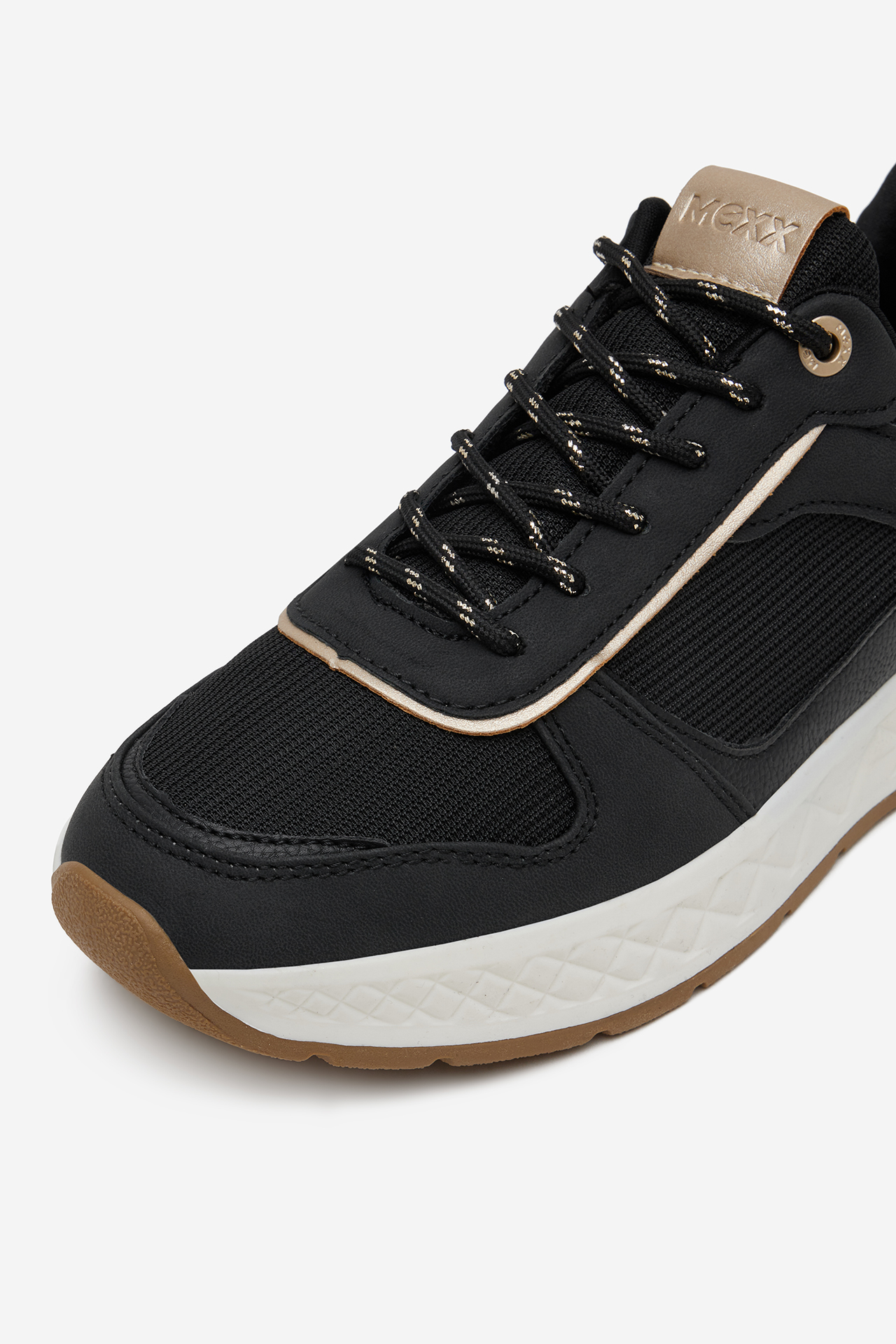 Sneakersy na koturnie