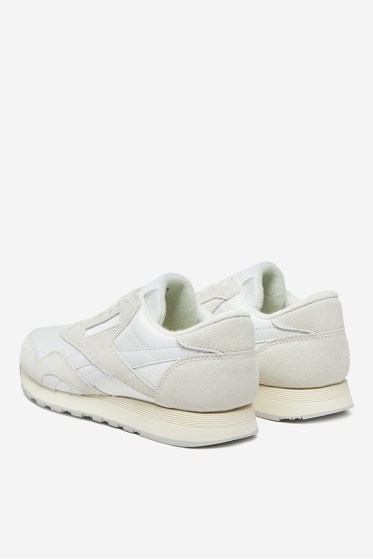 CLASSIC NYLON