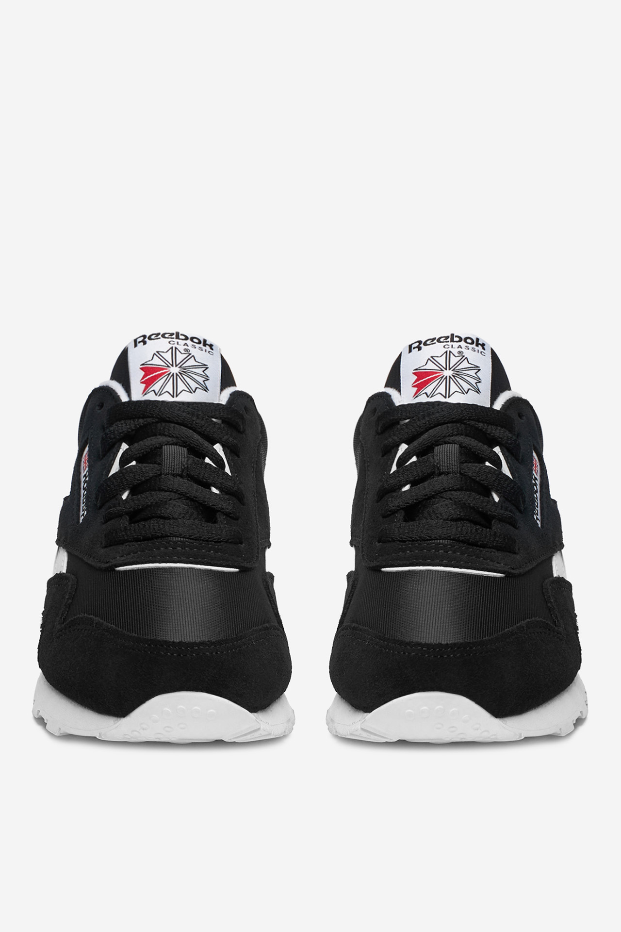 Sneakersy Černá