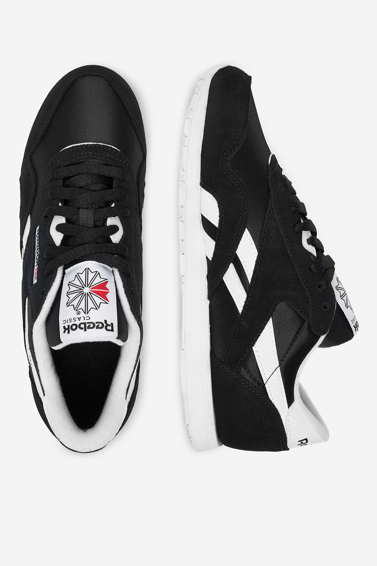 Sneakersy Černá