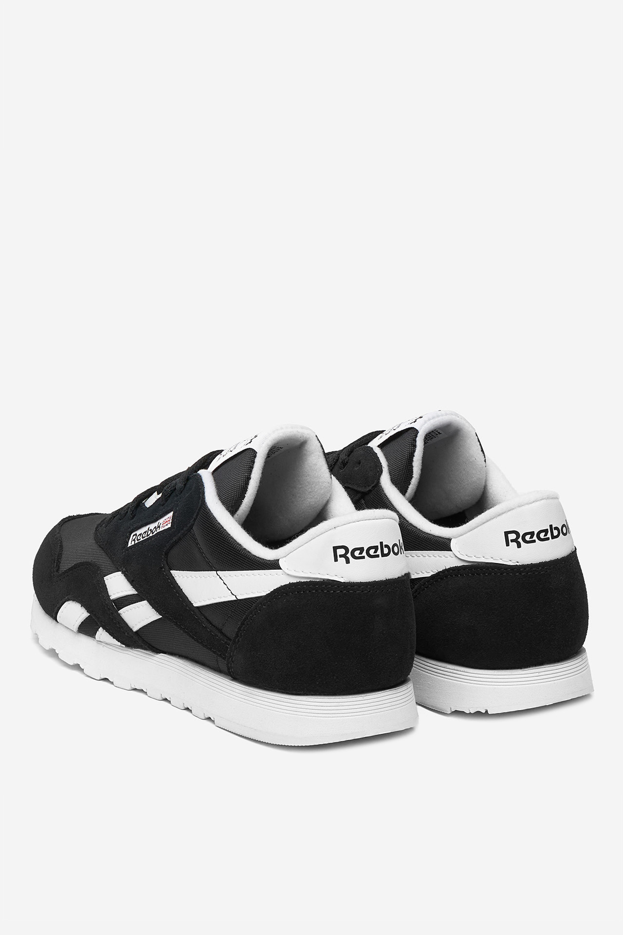 Sneakersy Černá