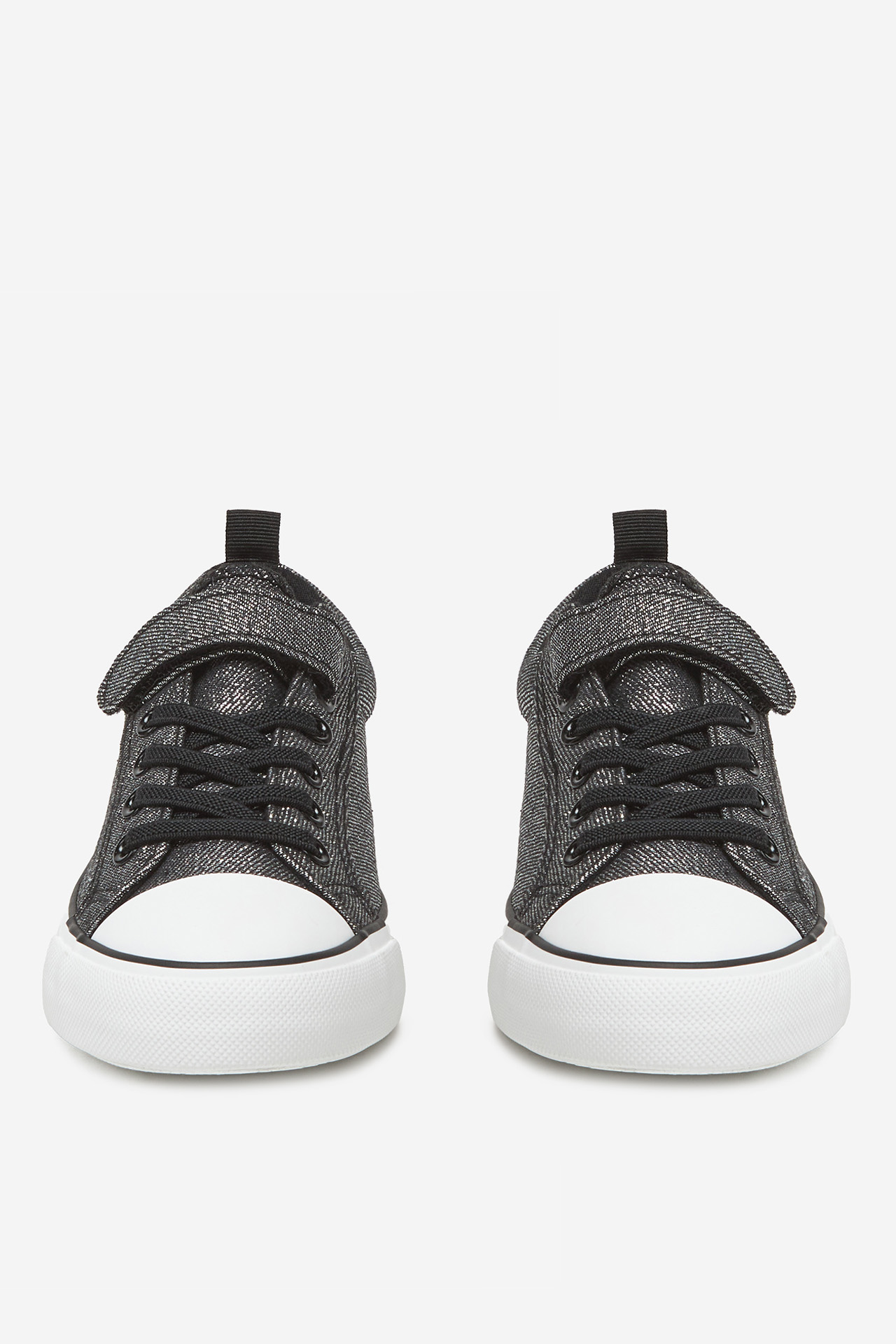 Platnene superge Črna