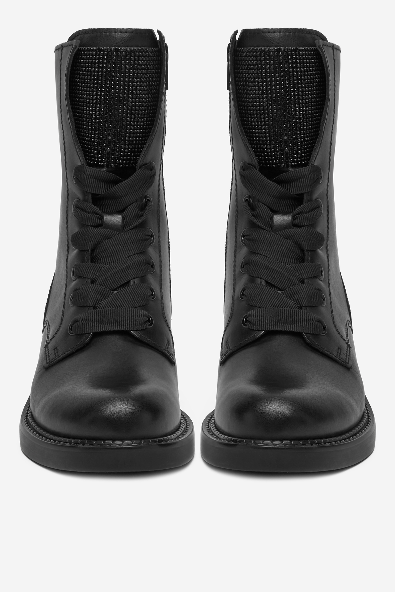 Šnurovacie topánky Čierna