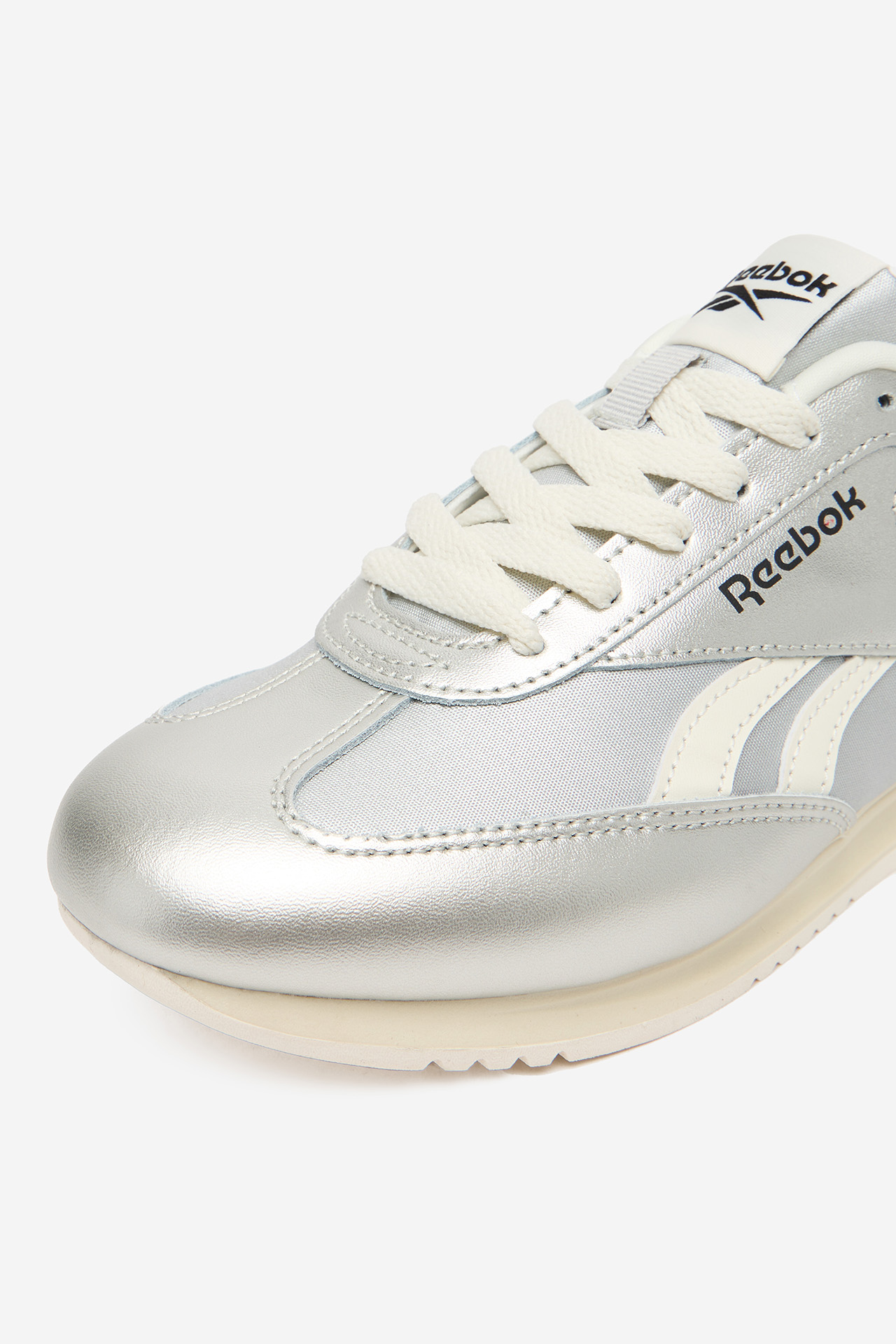 Sneakersy Stříbrná