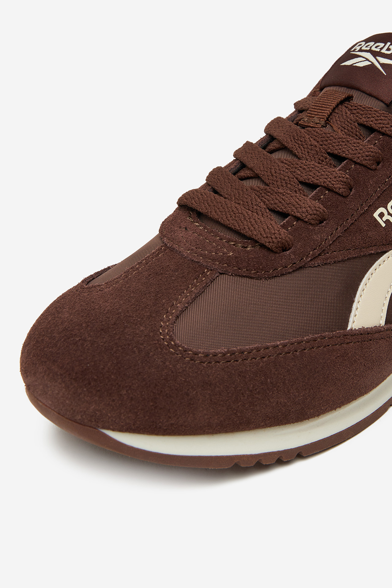 Sneakersy Tmavě hnědá