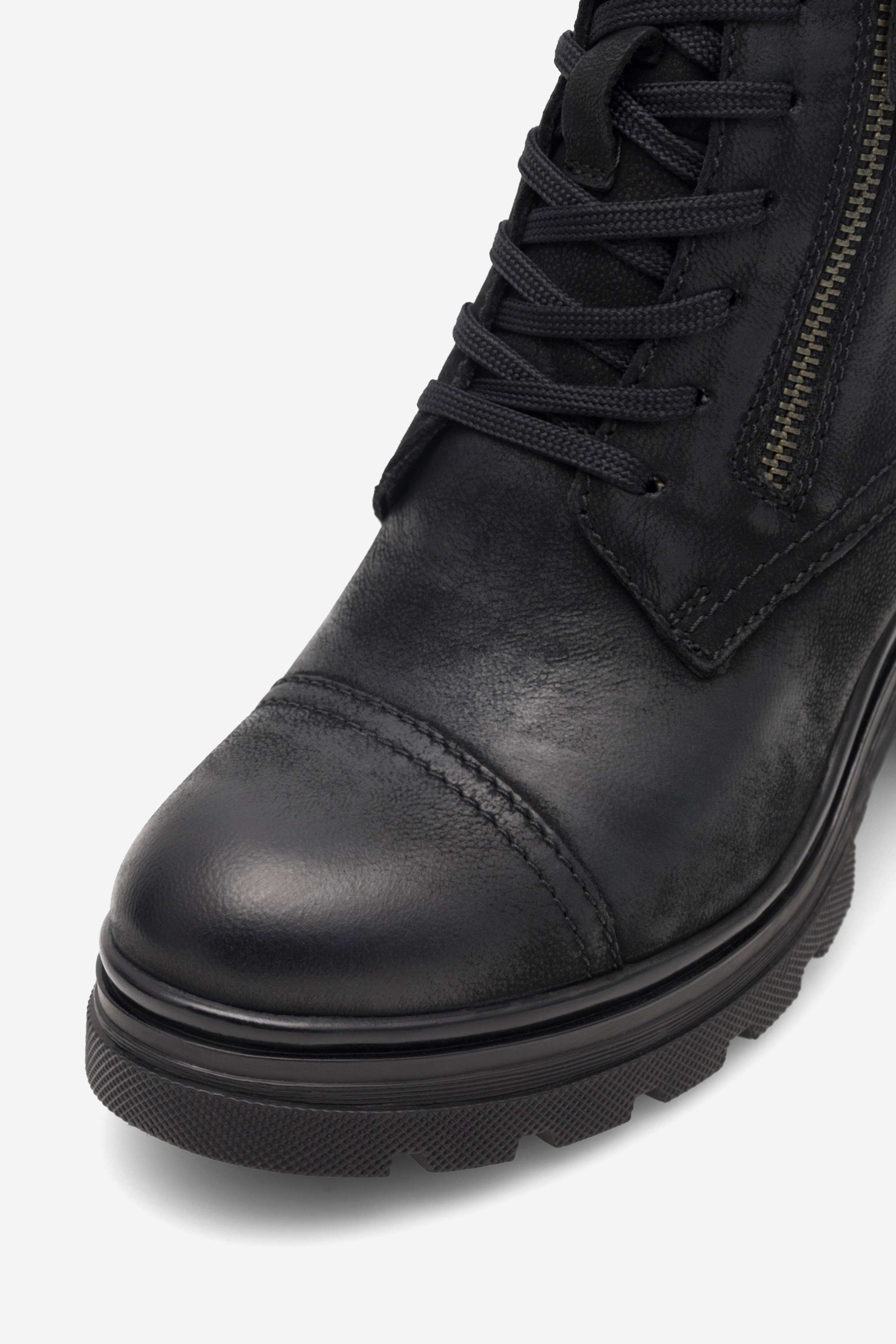 Kotníková obuv Černá