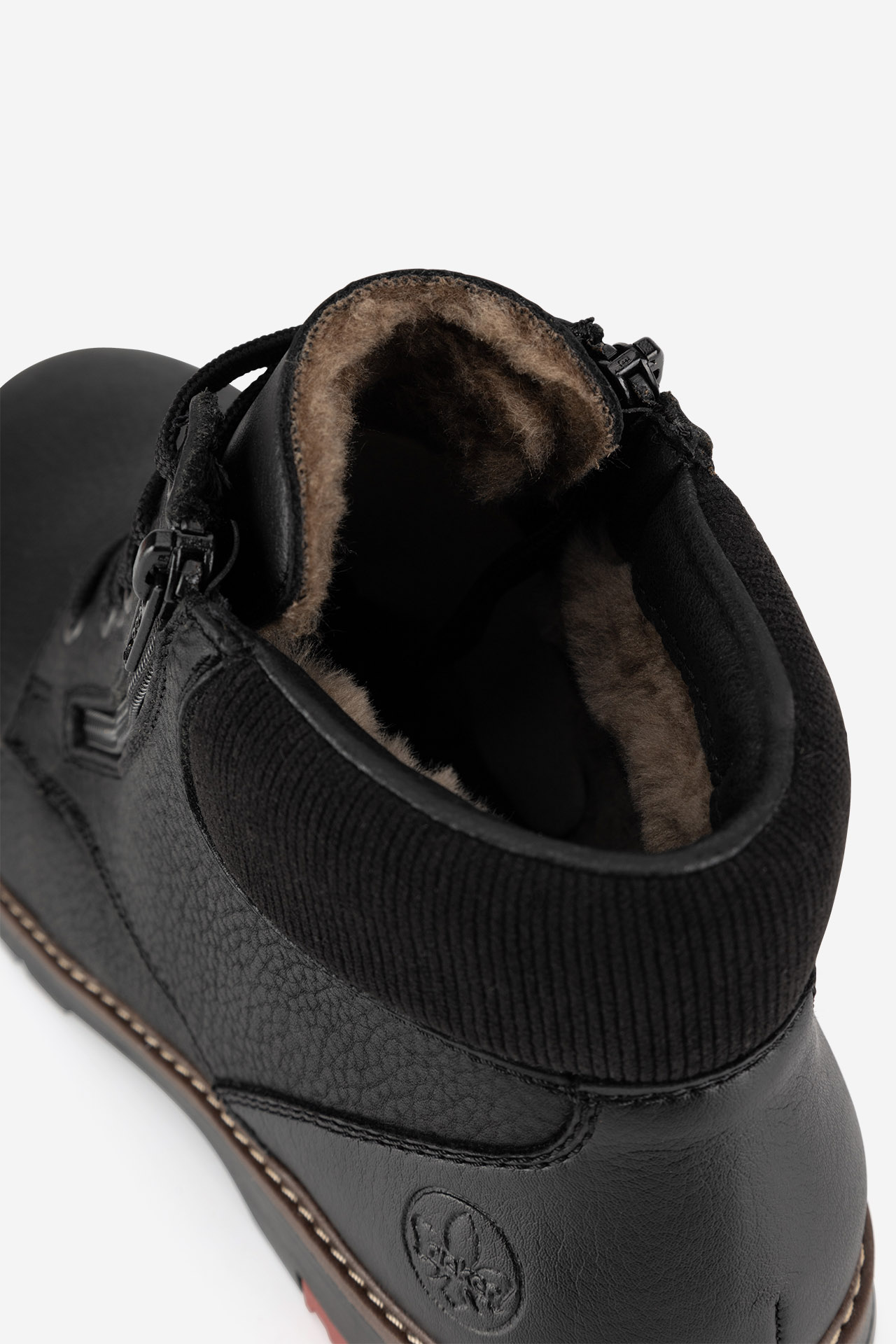 Kotníková obuv Černá