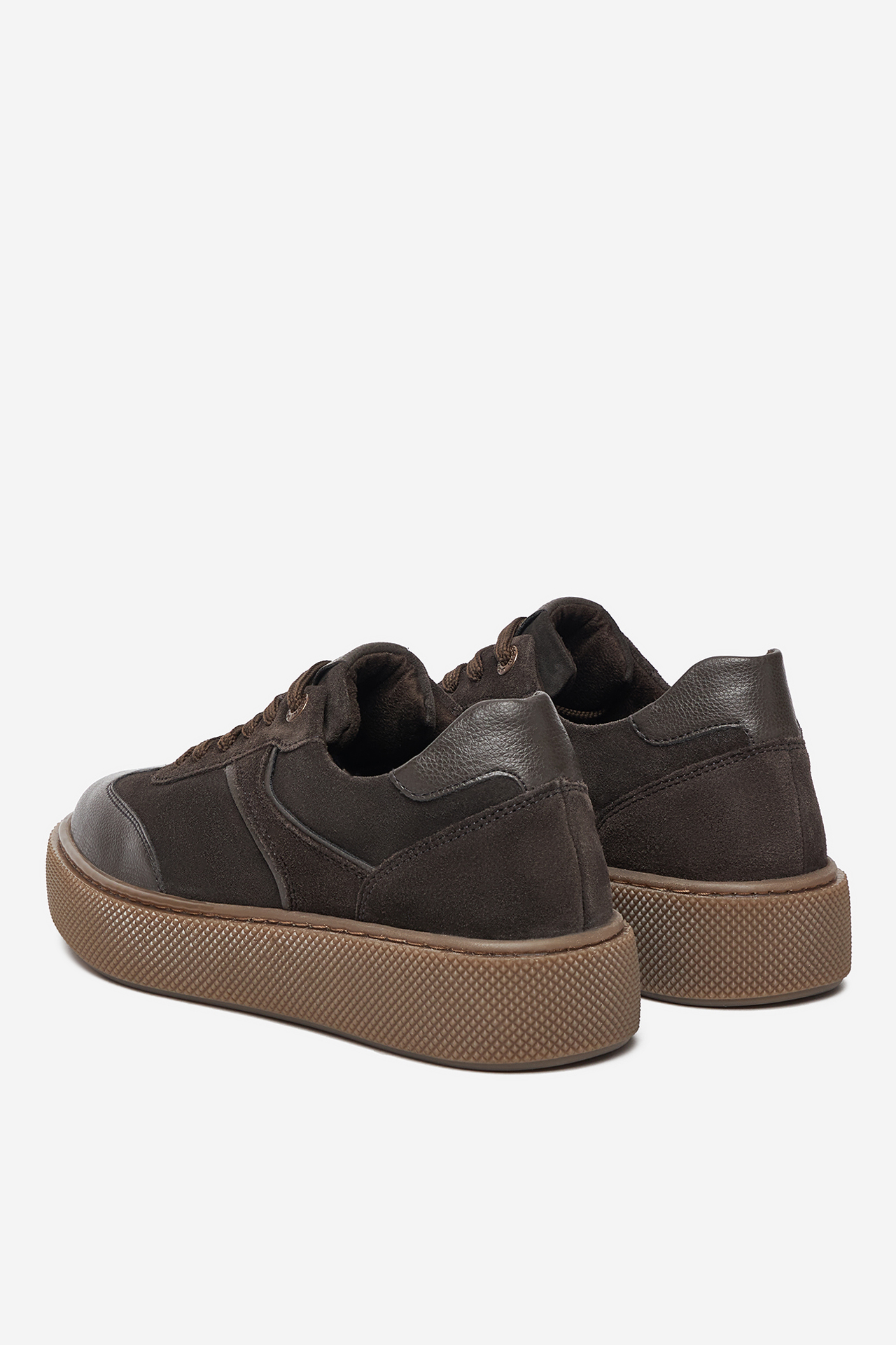 Sneakersy Tmavě hnědá