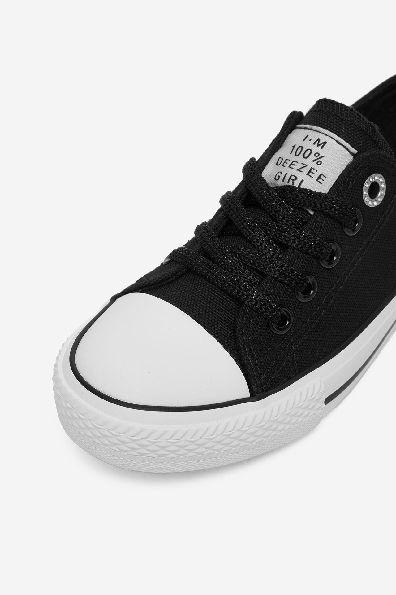 Platnene superge Črna