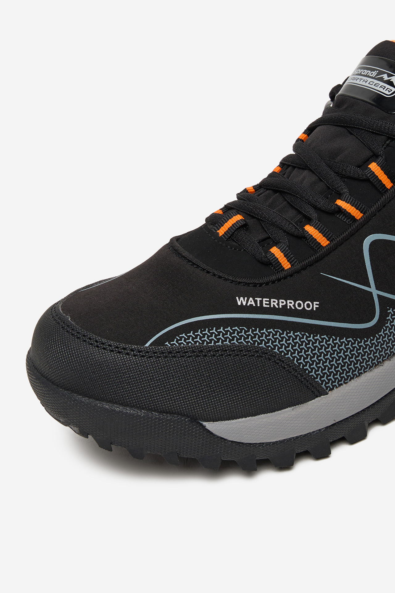 Trekking čevlji Črna