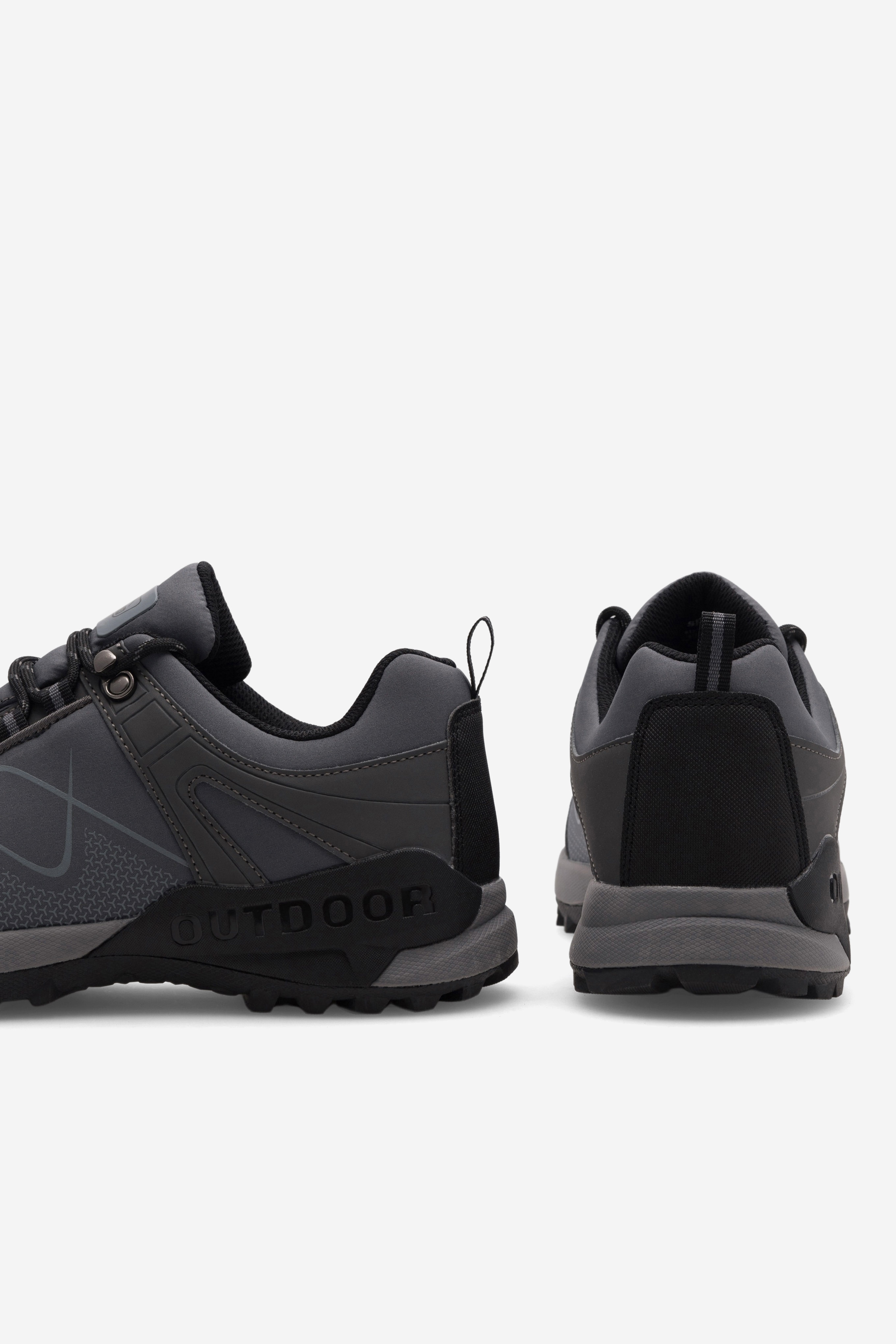 Trekking čevlji Siva