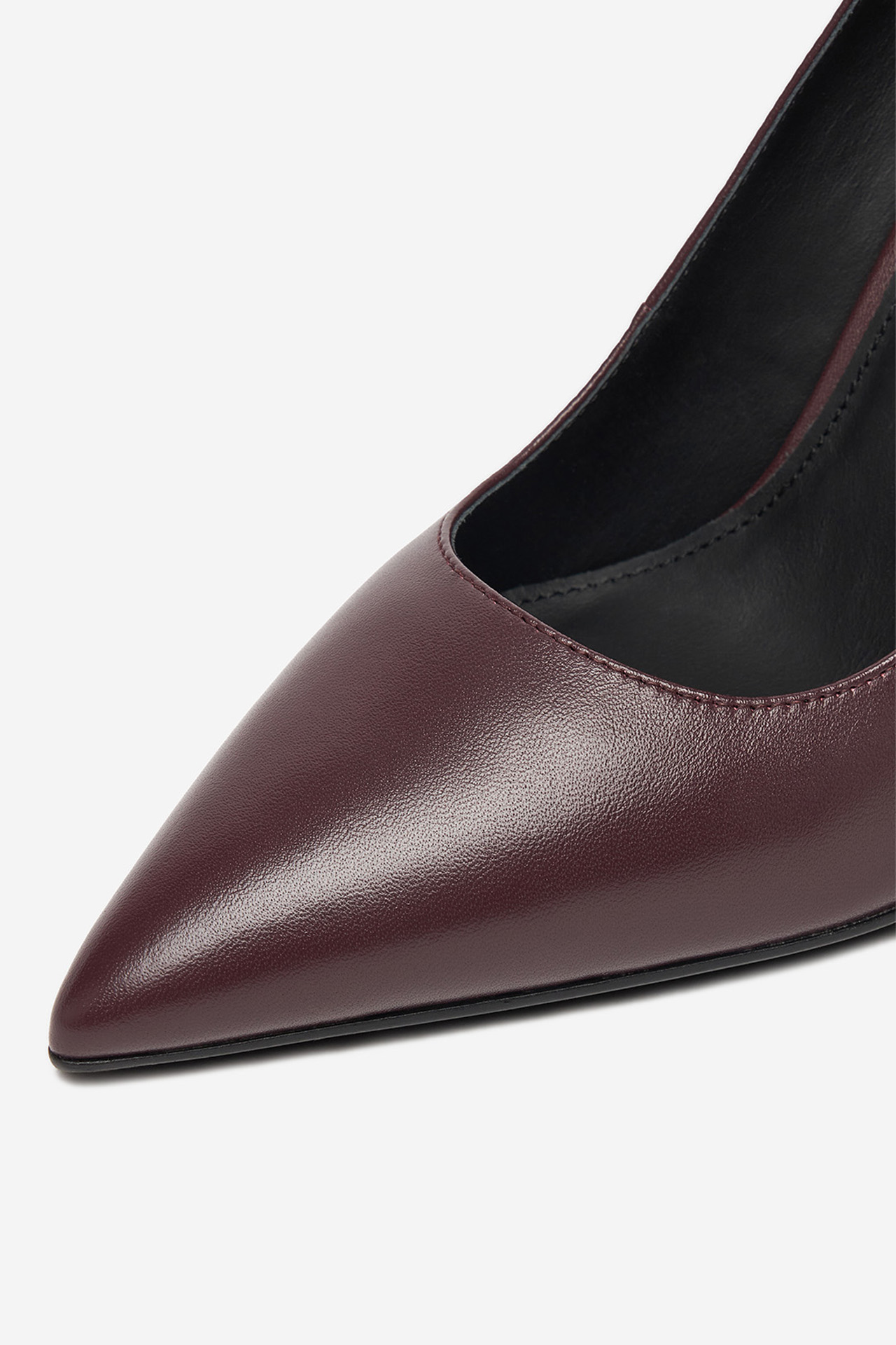 Pantofi cu toc subțire Vișiniu