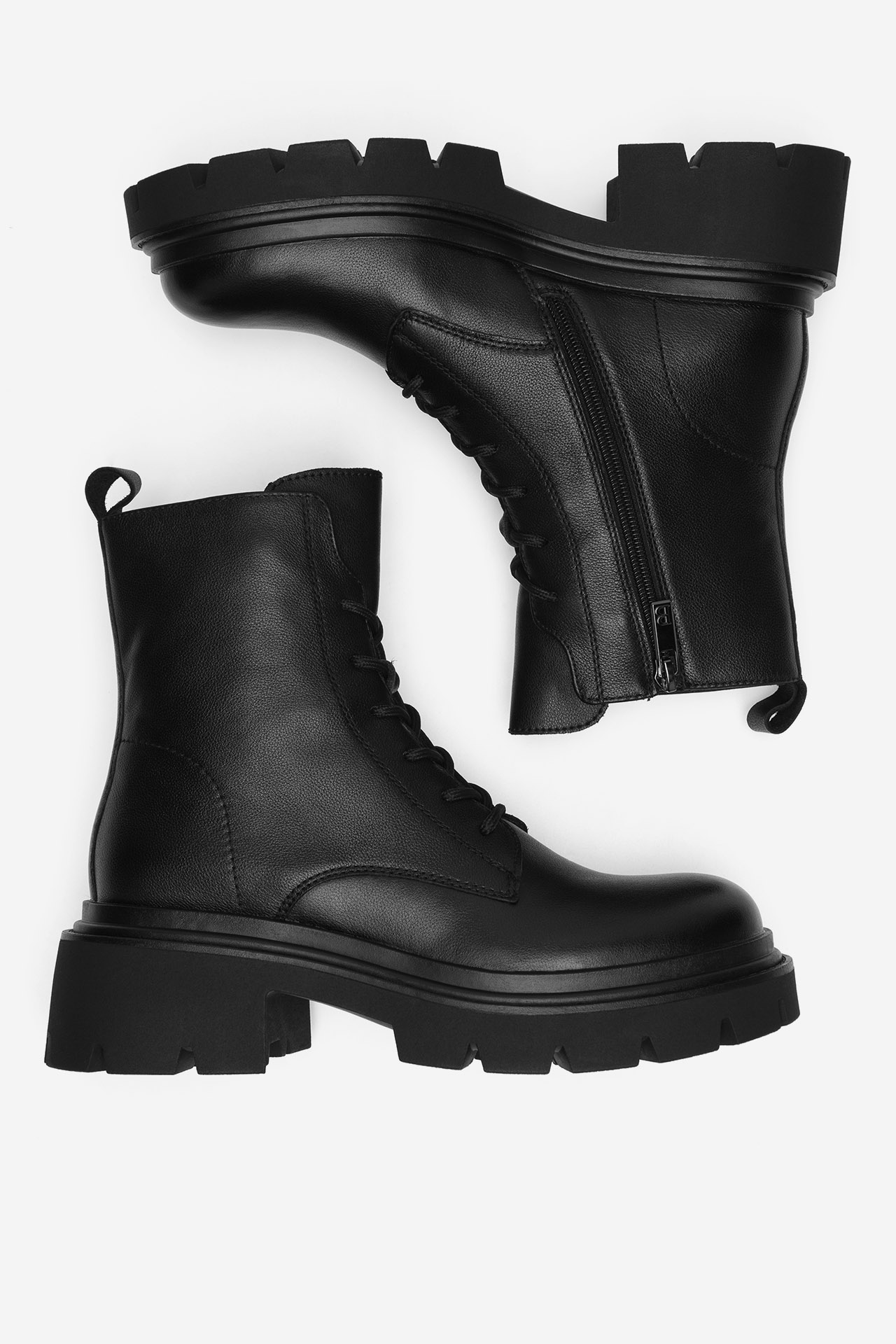 Kotníková obuv Černá