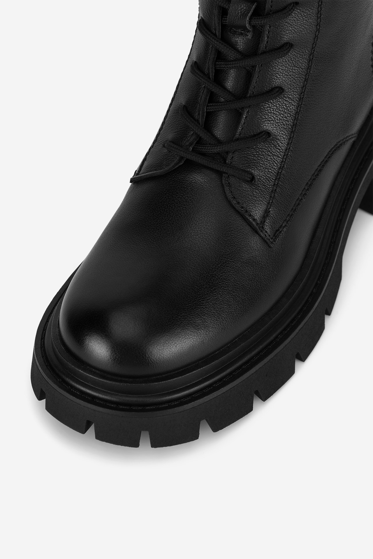 Kotníková obuv Černá