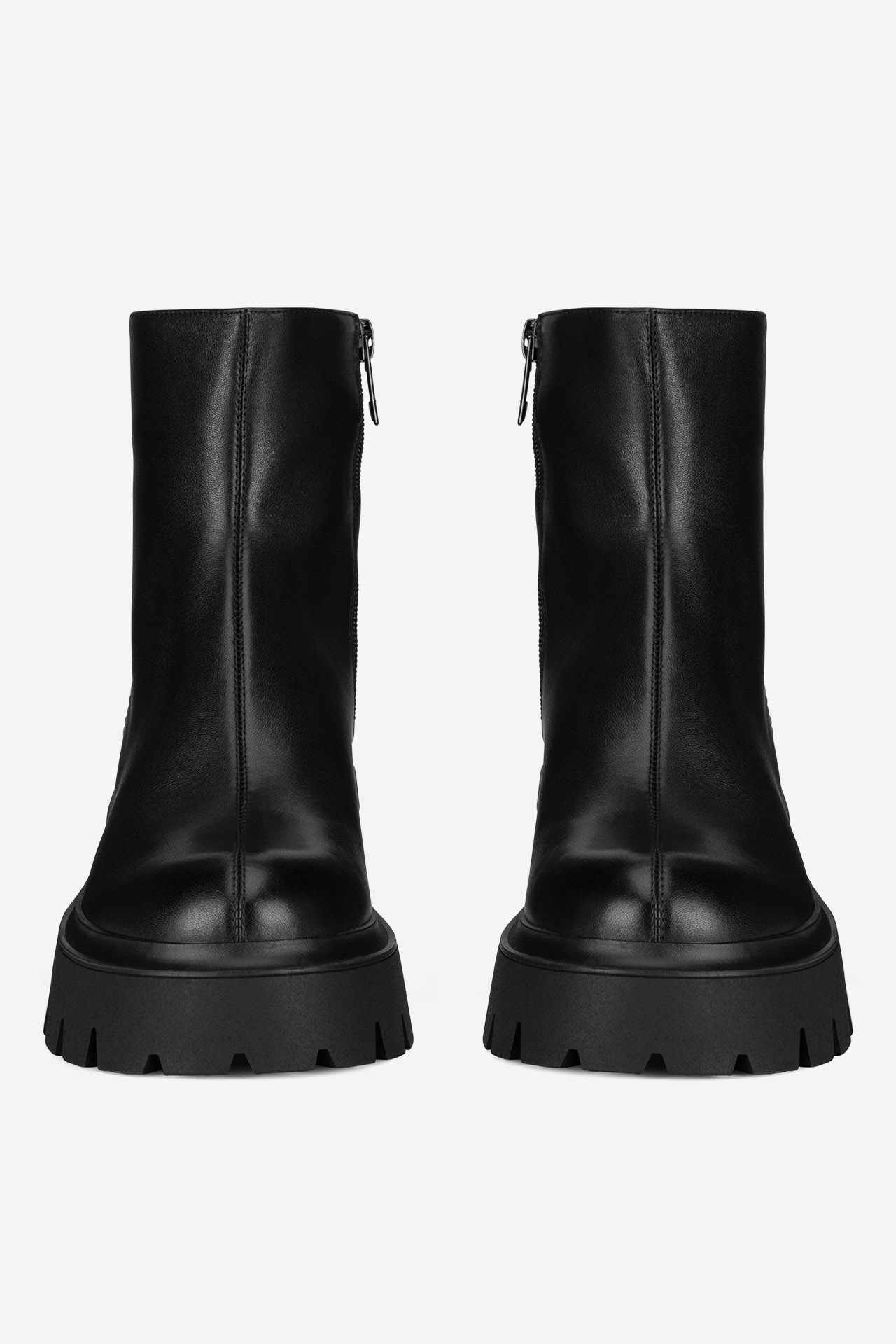 Polokozačky Černá