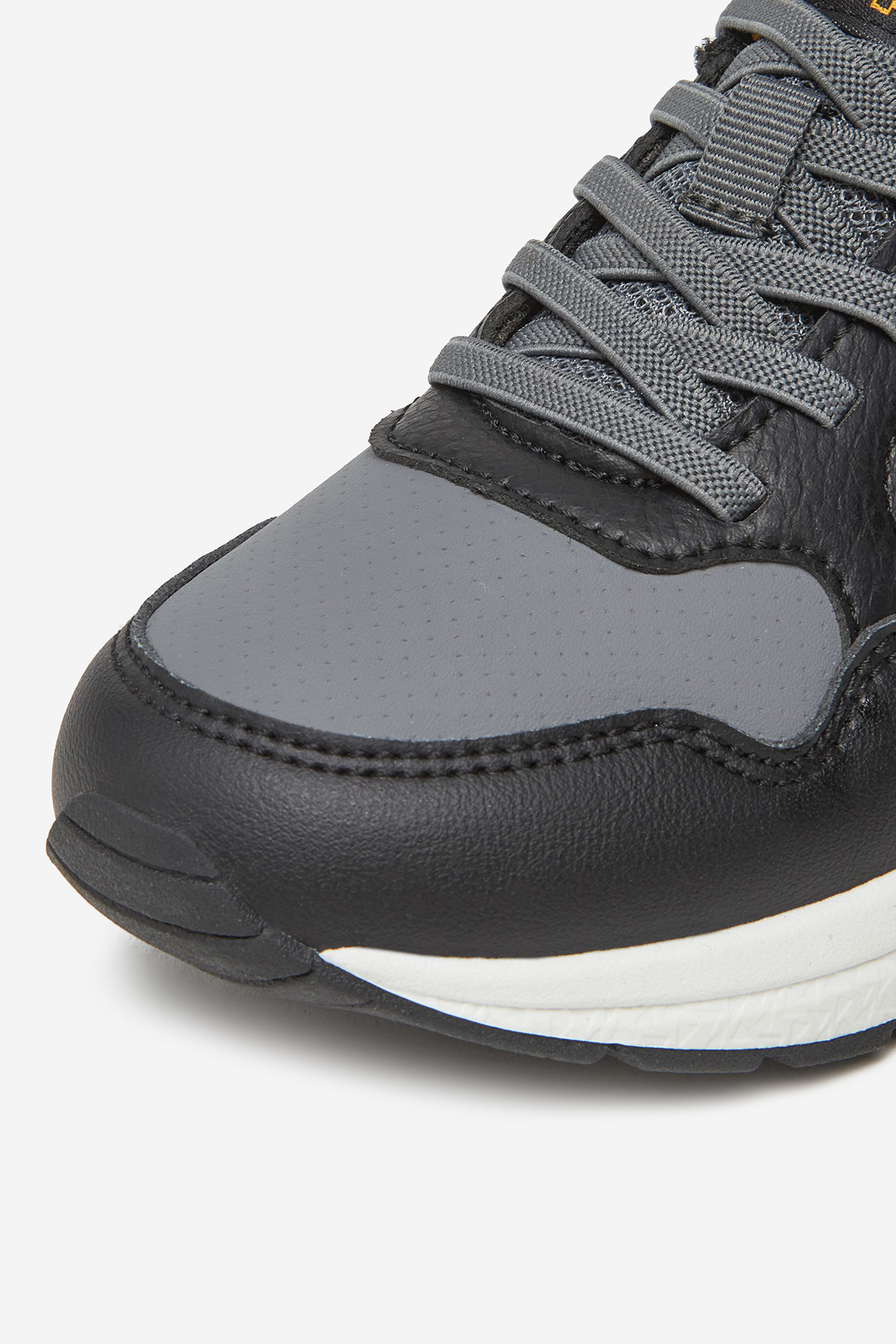 KIDDO KICKS