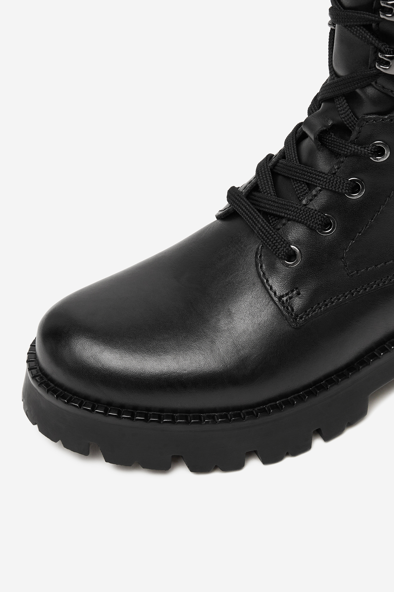 Kotníková obuv Černá