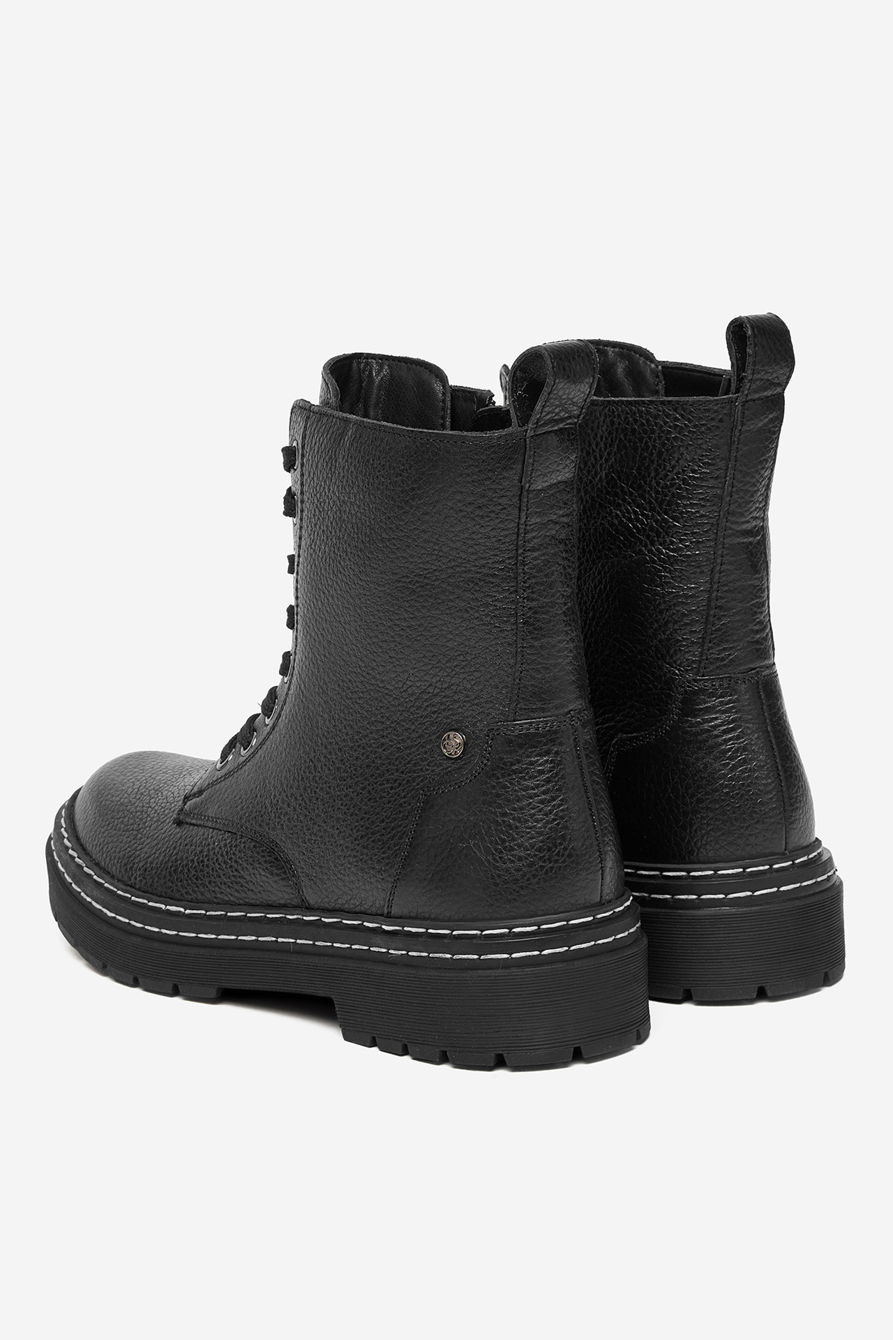 Kotníková obuv Černá