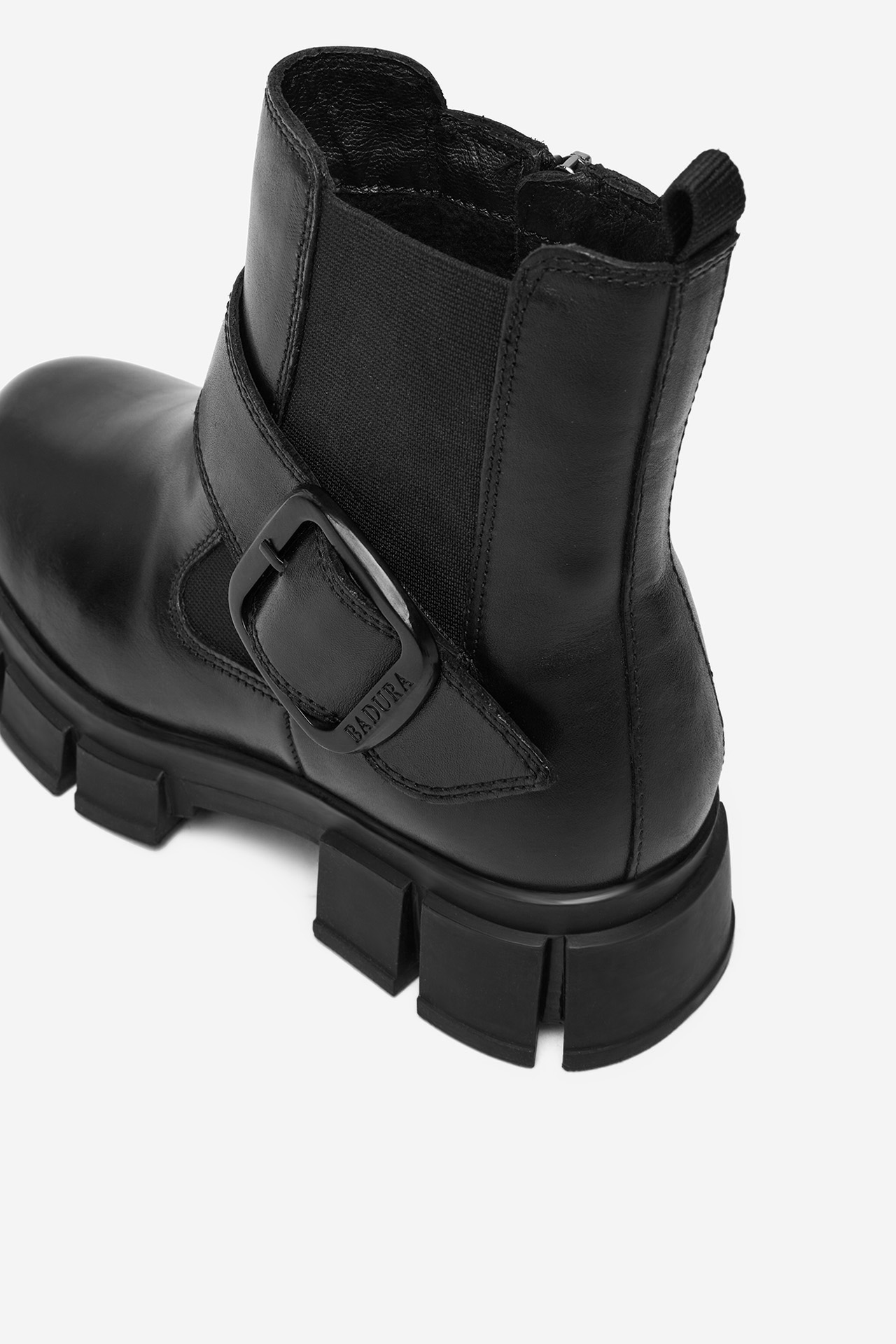 Polokozačky Černá