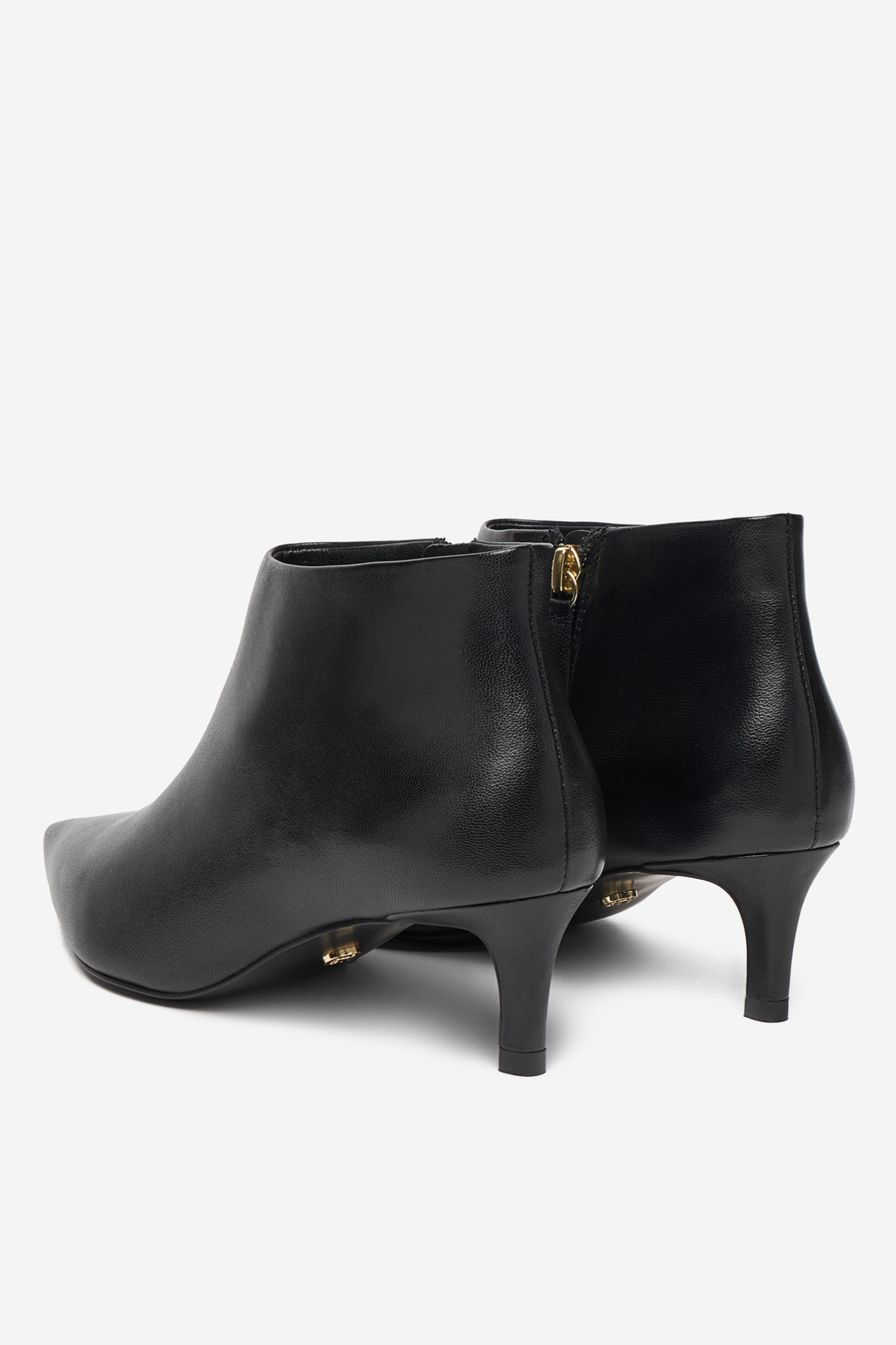 Gležnjače s vezicama Crno