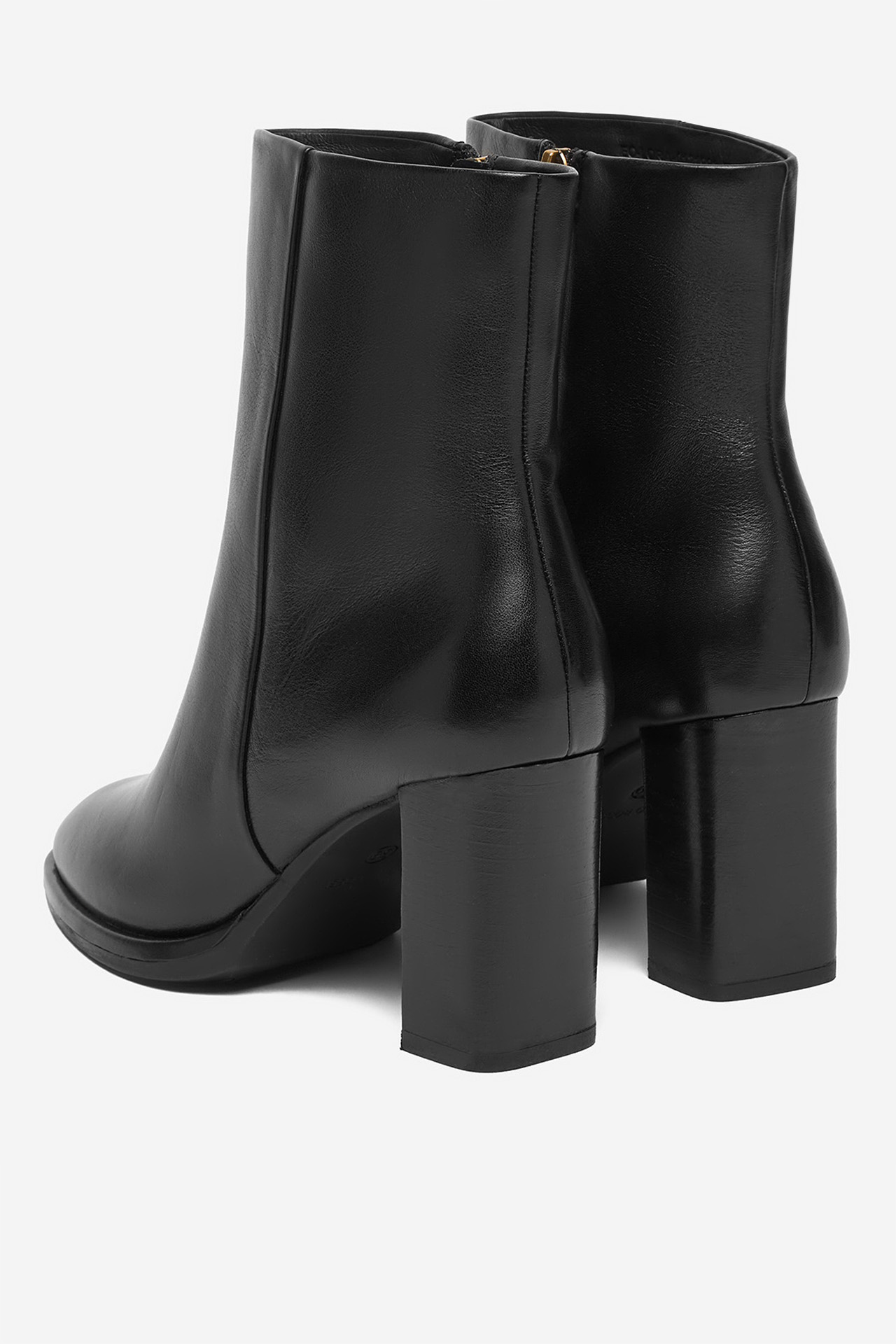 Polokozačky Černá