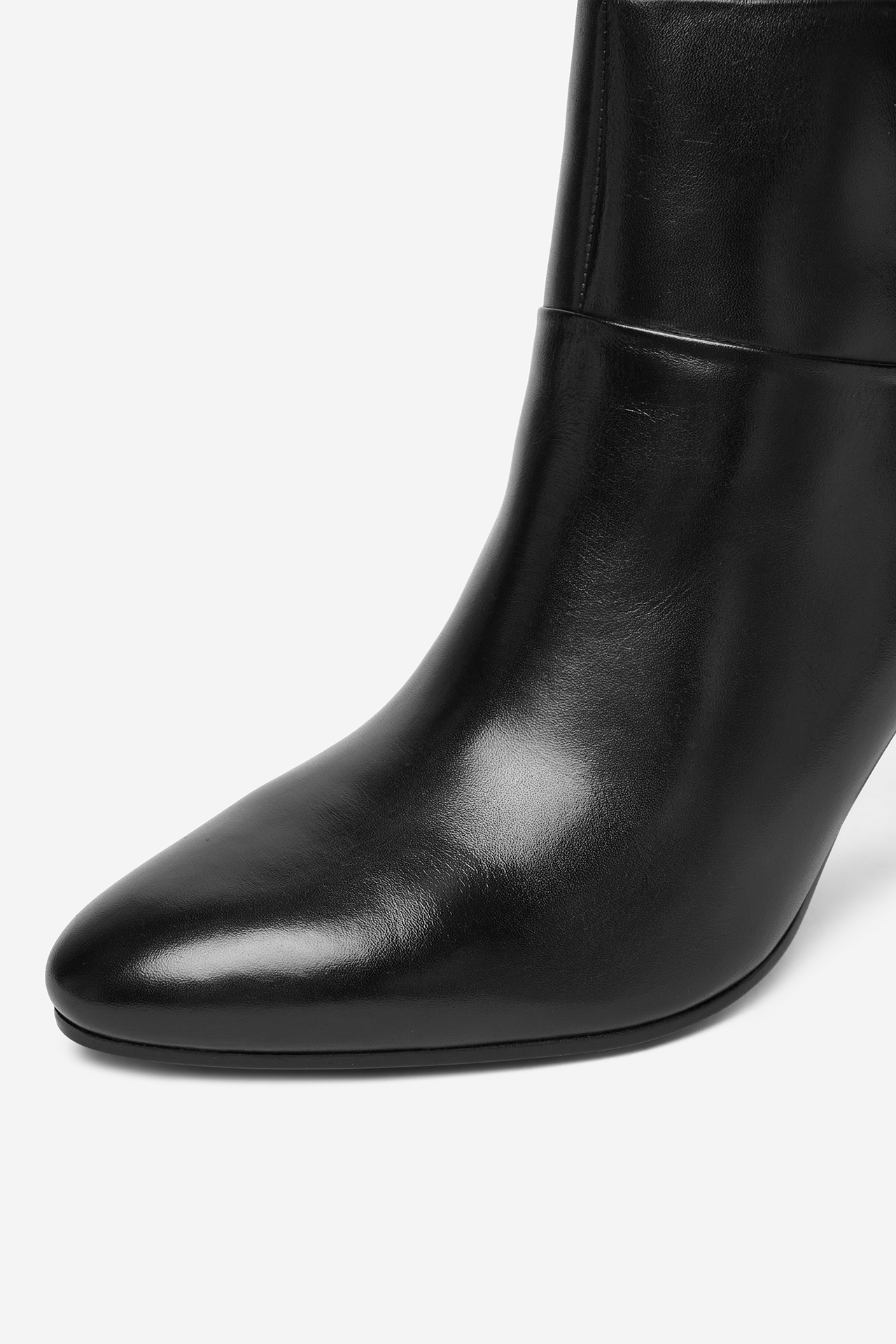 Polokozačky Černá