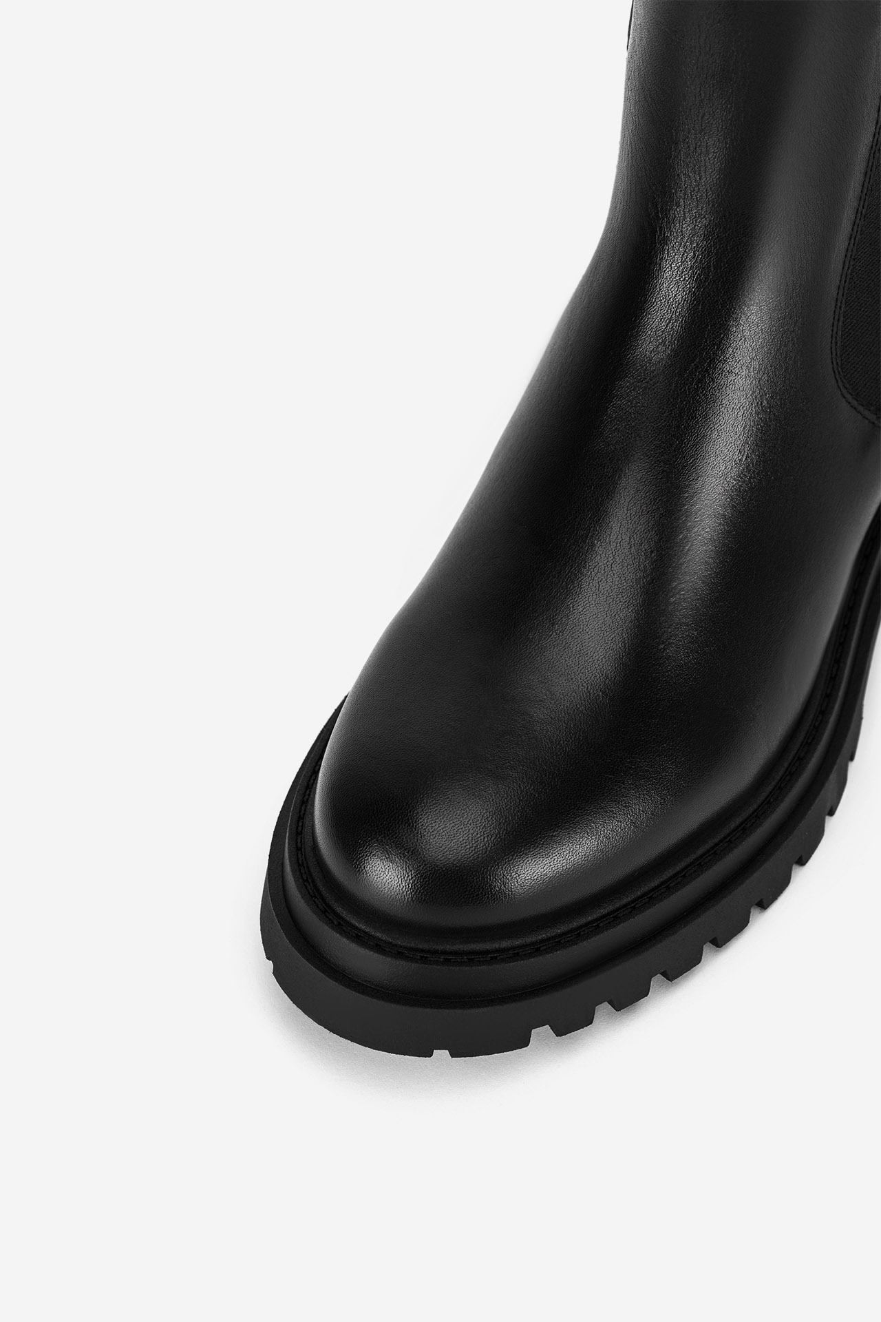 Kotníková obuv s elastickým prvkem Černá