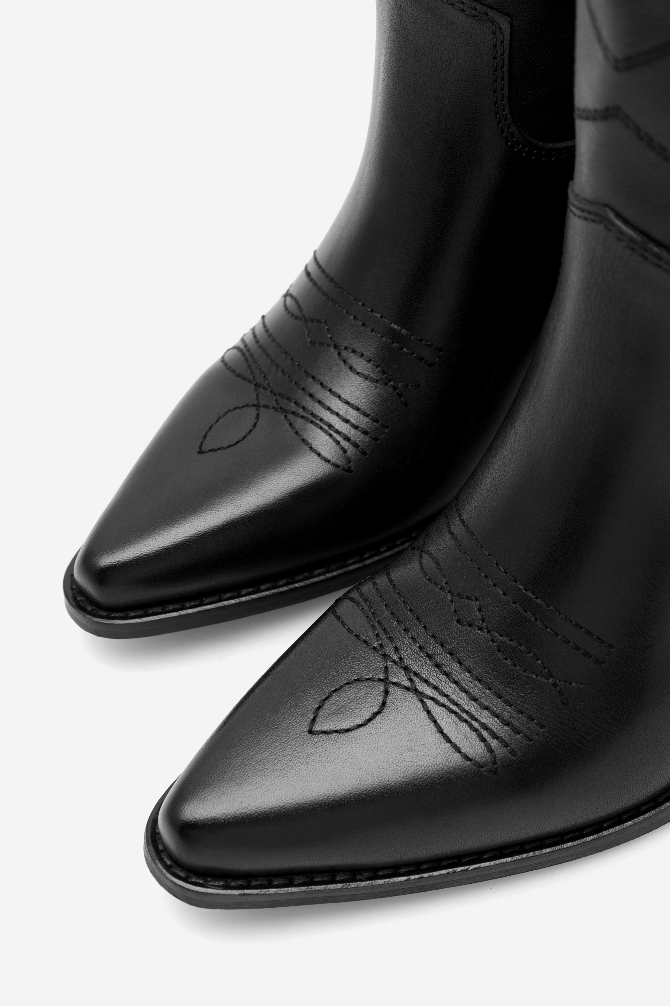 Kovbojská obuv Černá