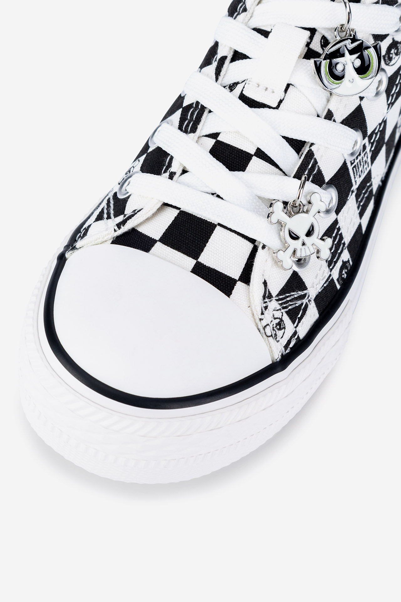 Platnene superge Črna