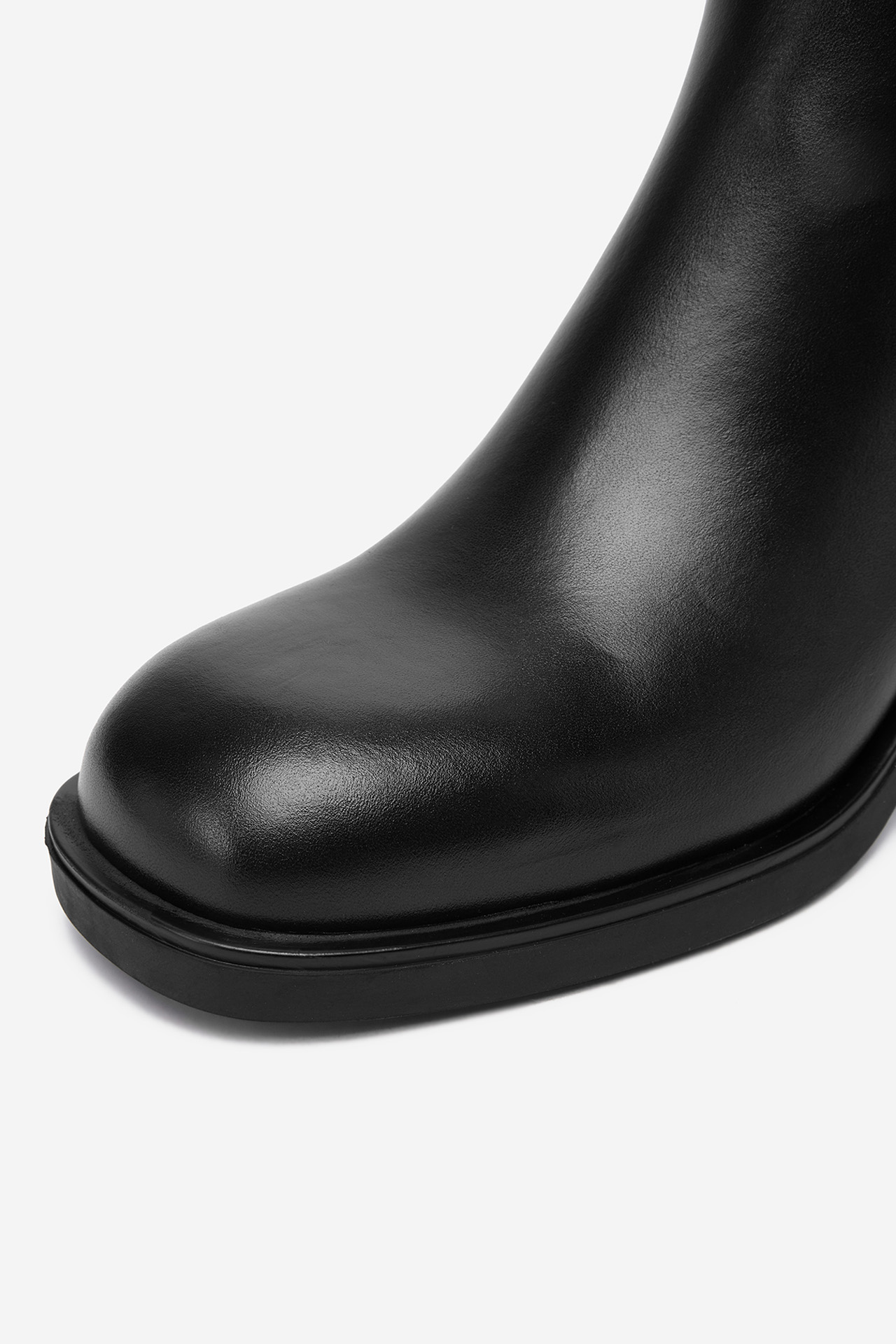 Polokozačky Černá