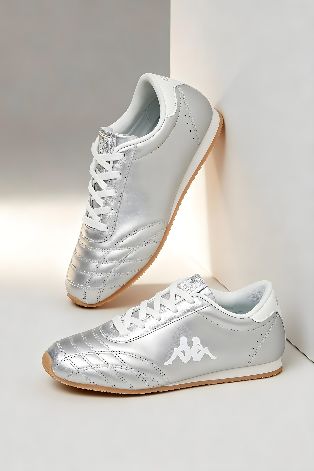 Sneakersy Stříbrná