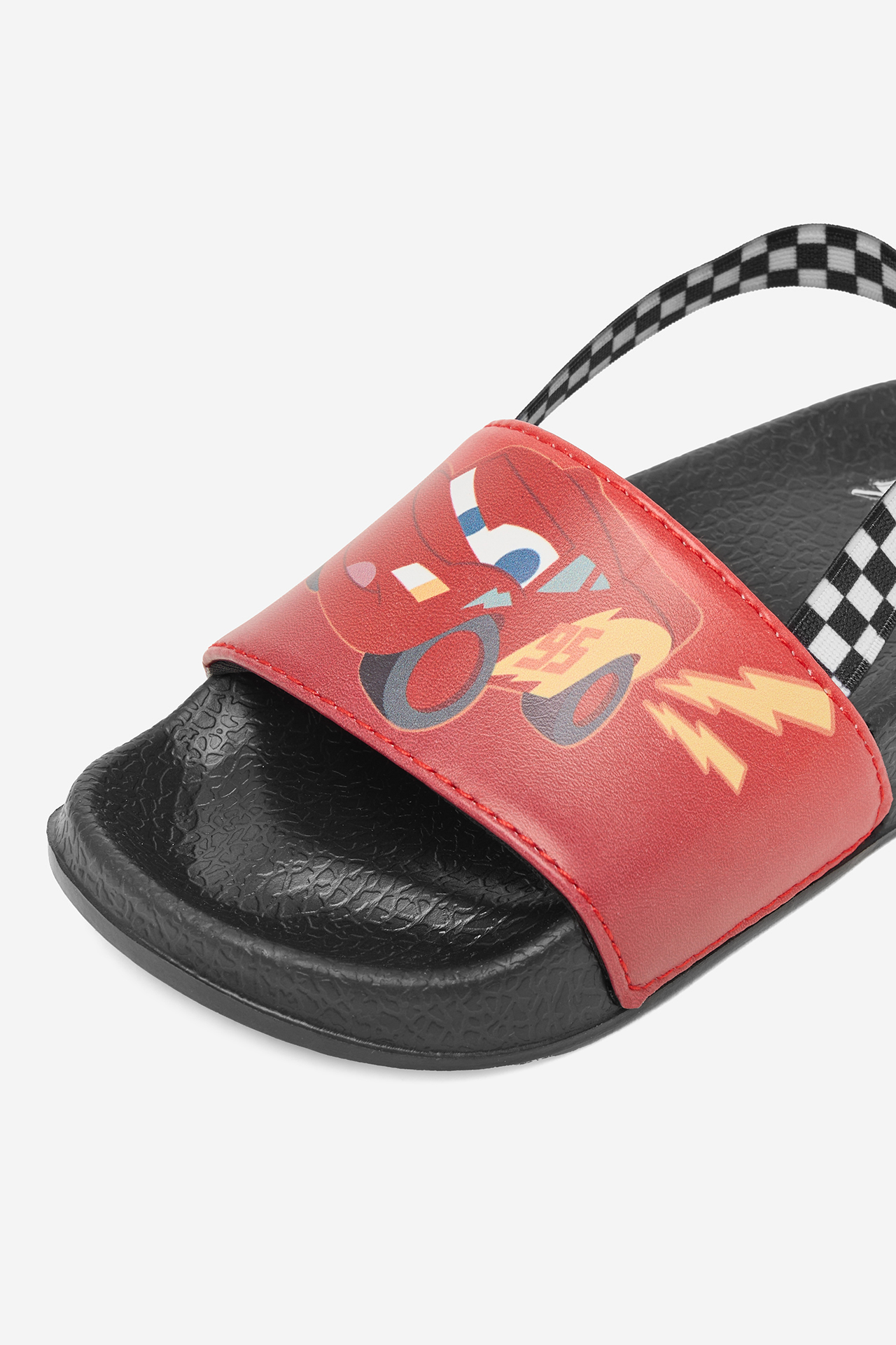 Nazouváky Červená