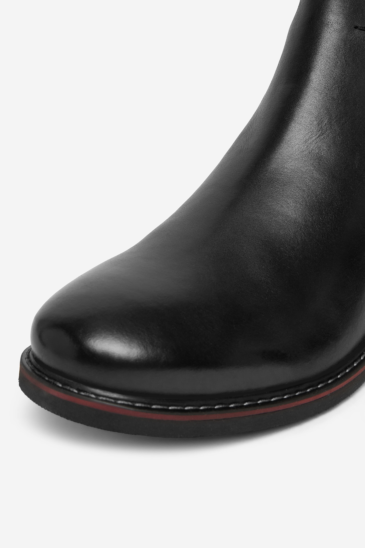 Kotníková obuv s elastickým prvkem Černá