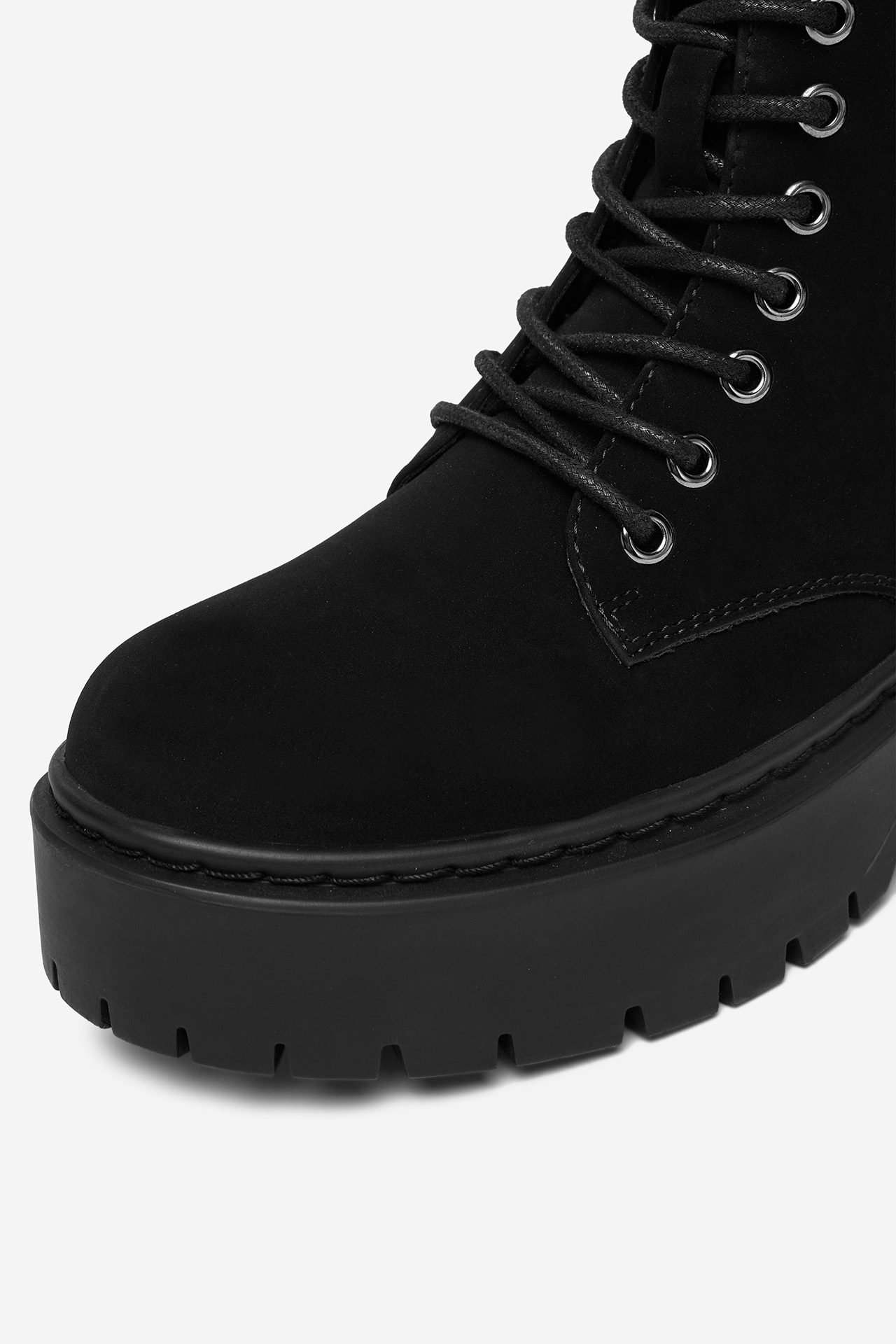 Polokozačky Černá