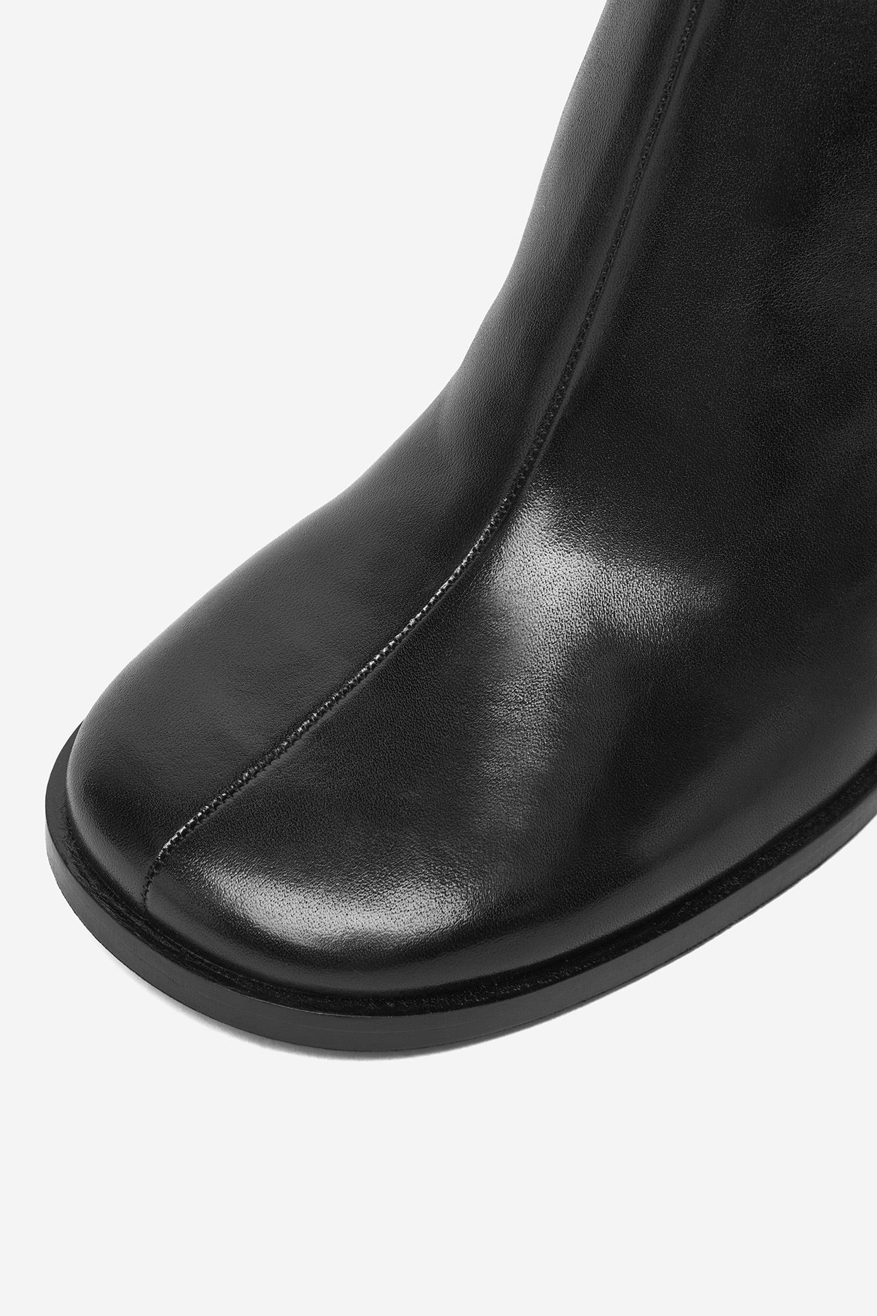 Polokozačky Černá